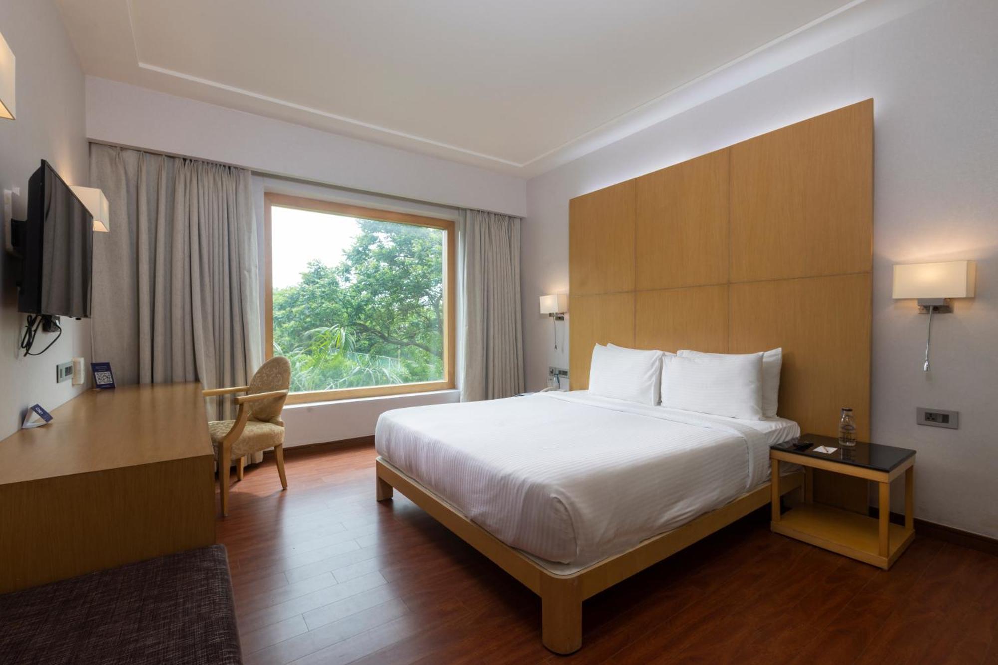 Superior King Room,1717035226:JPEG