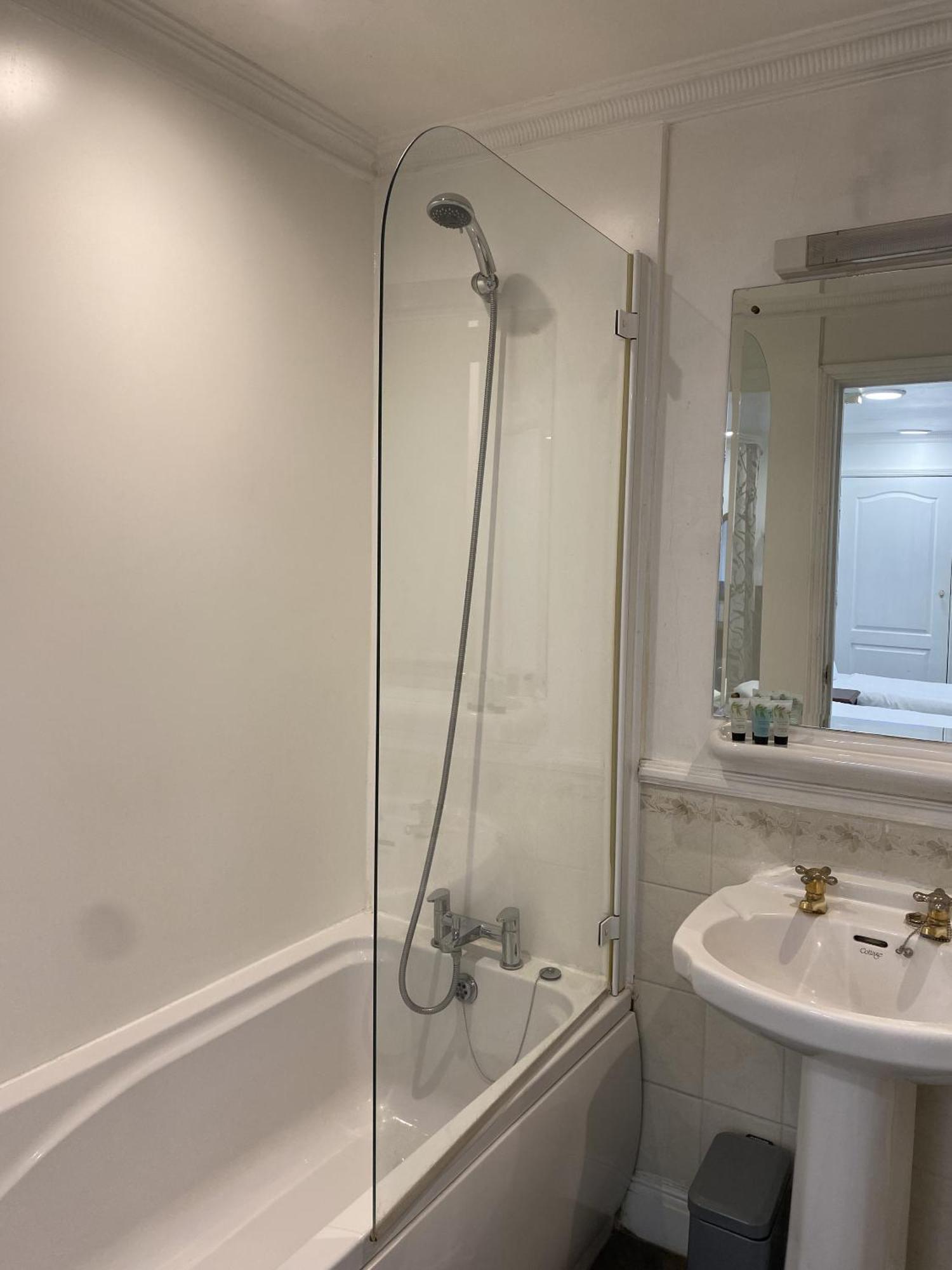 Standard Triple Room,1498976824:JPEG