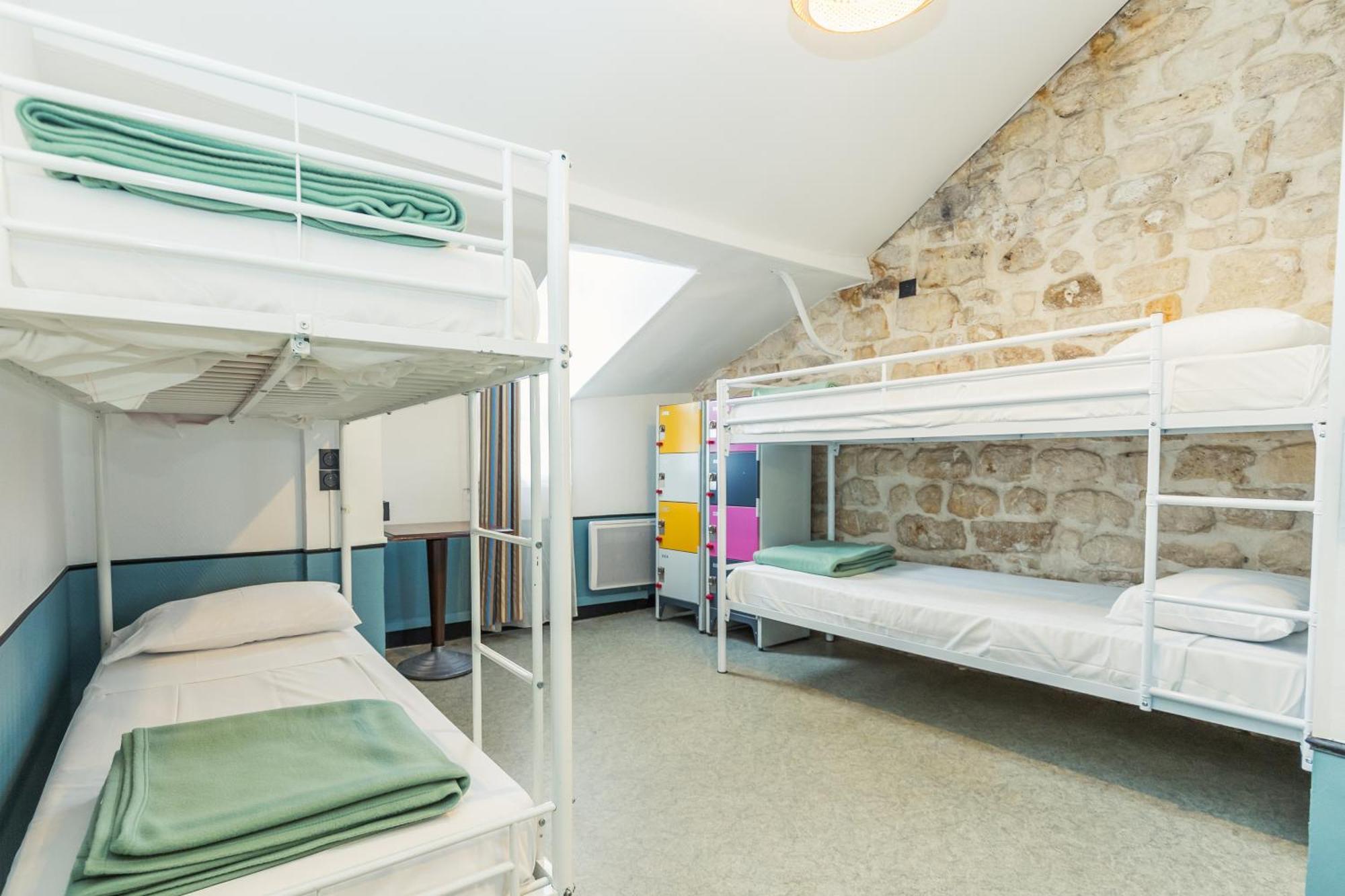 Bed 6-Bed Mixed Dormitory Room