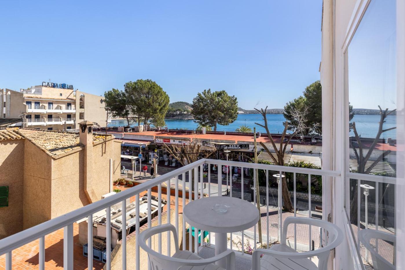 Double Room Balcony Side Sea View