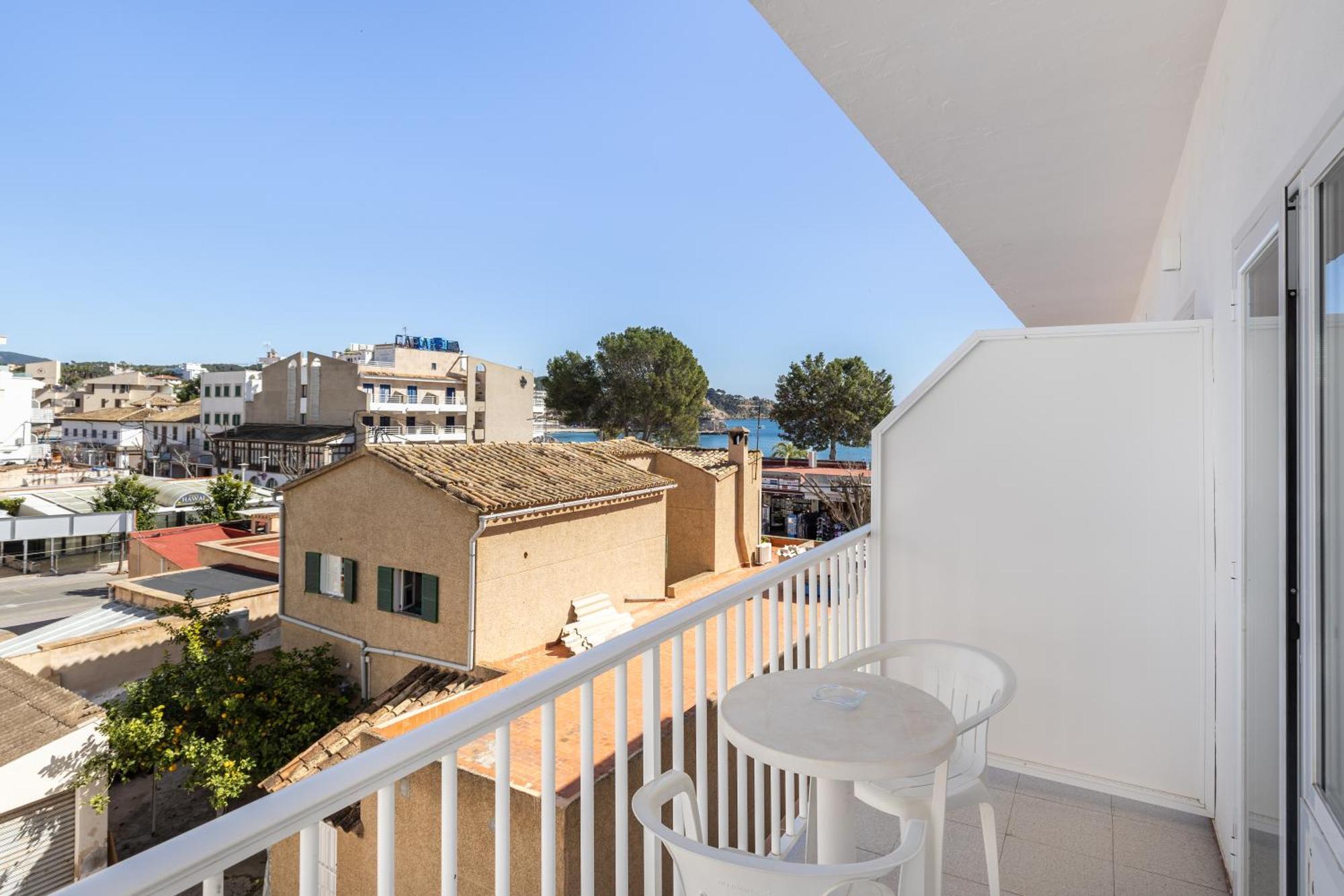 Deluxe Single Room Balcony
