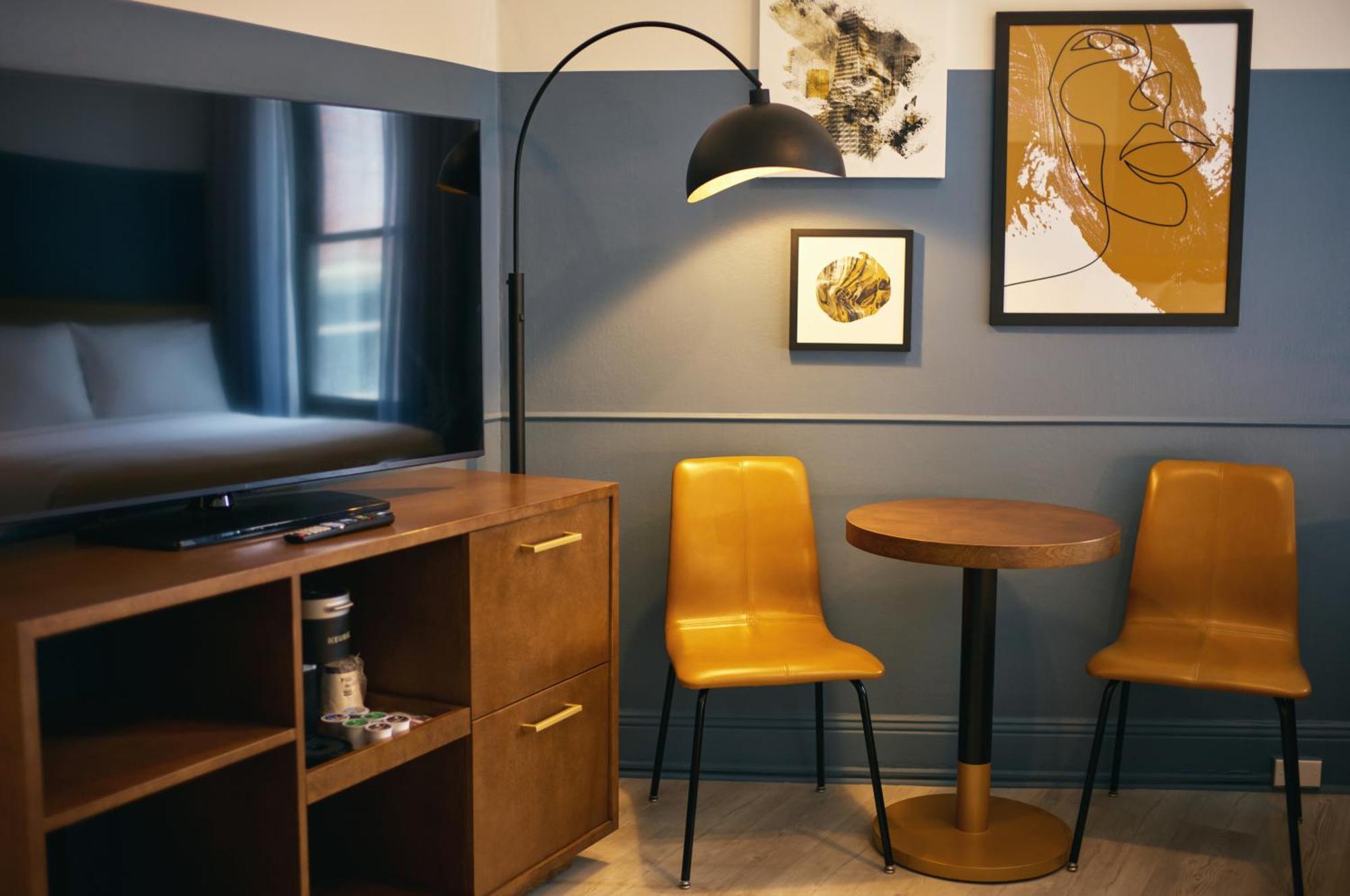 Superior King Room