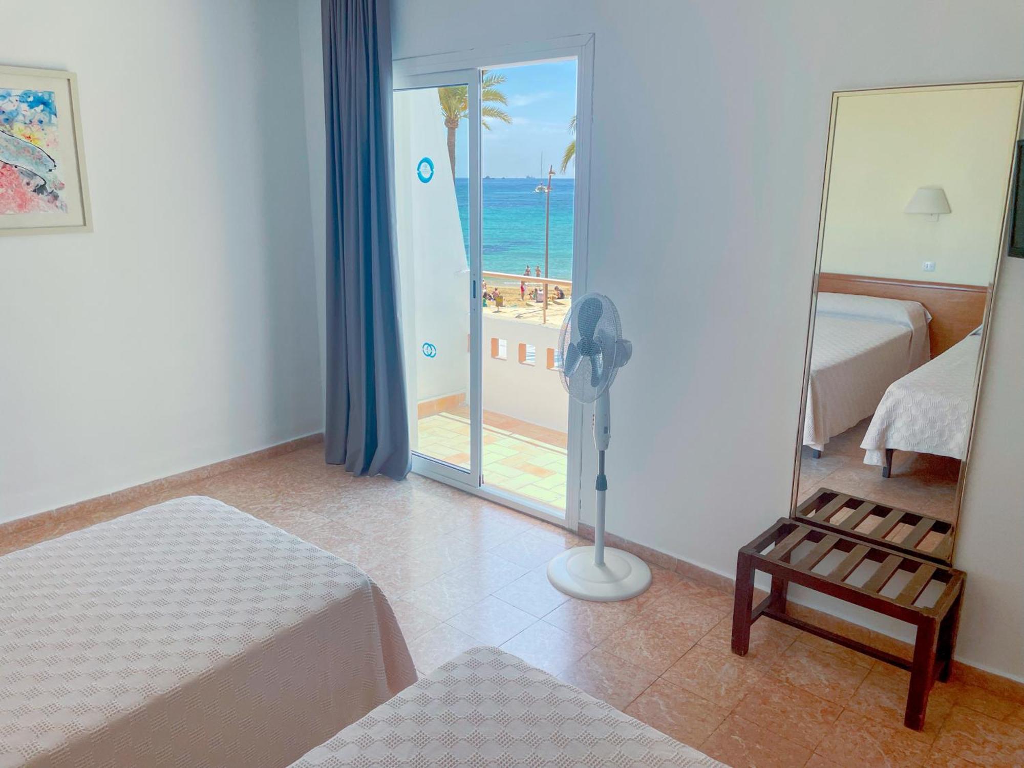Twin Room Terrace