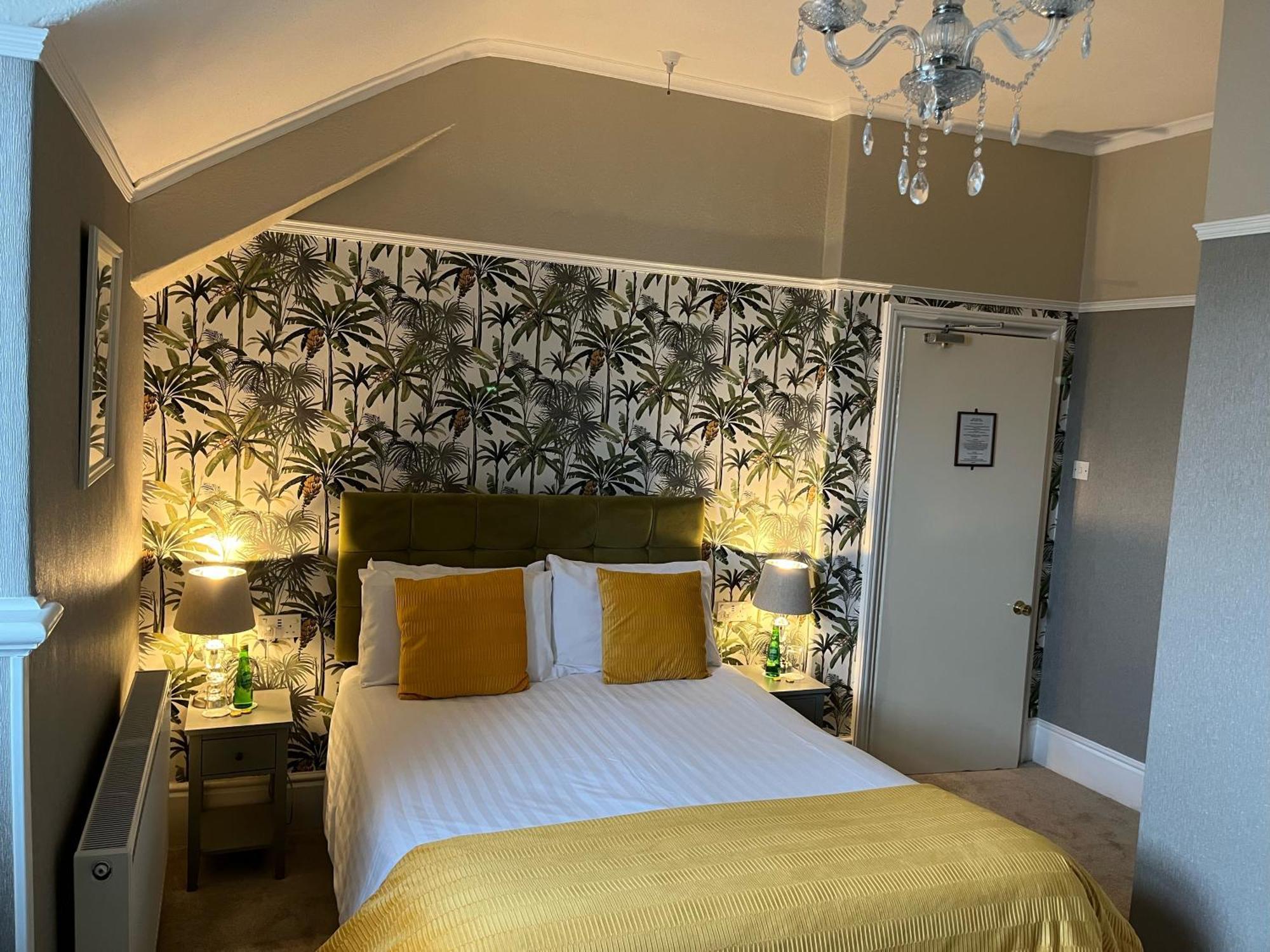 Standard Double Room,1756518608:JPEG