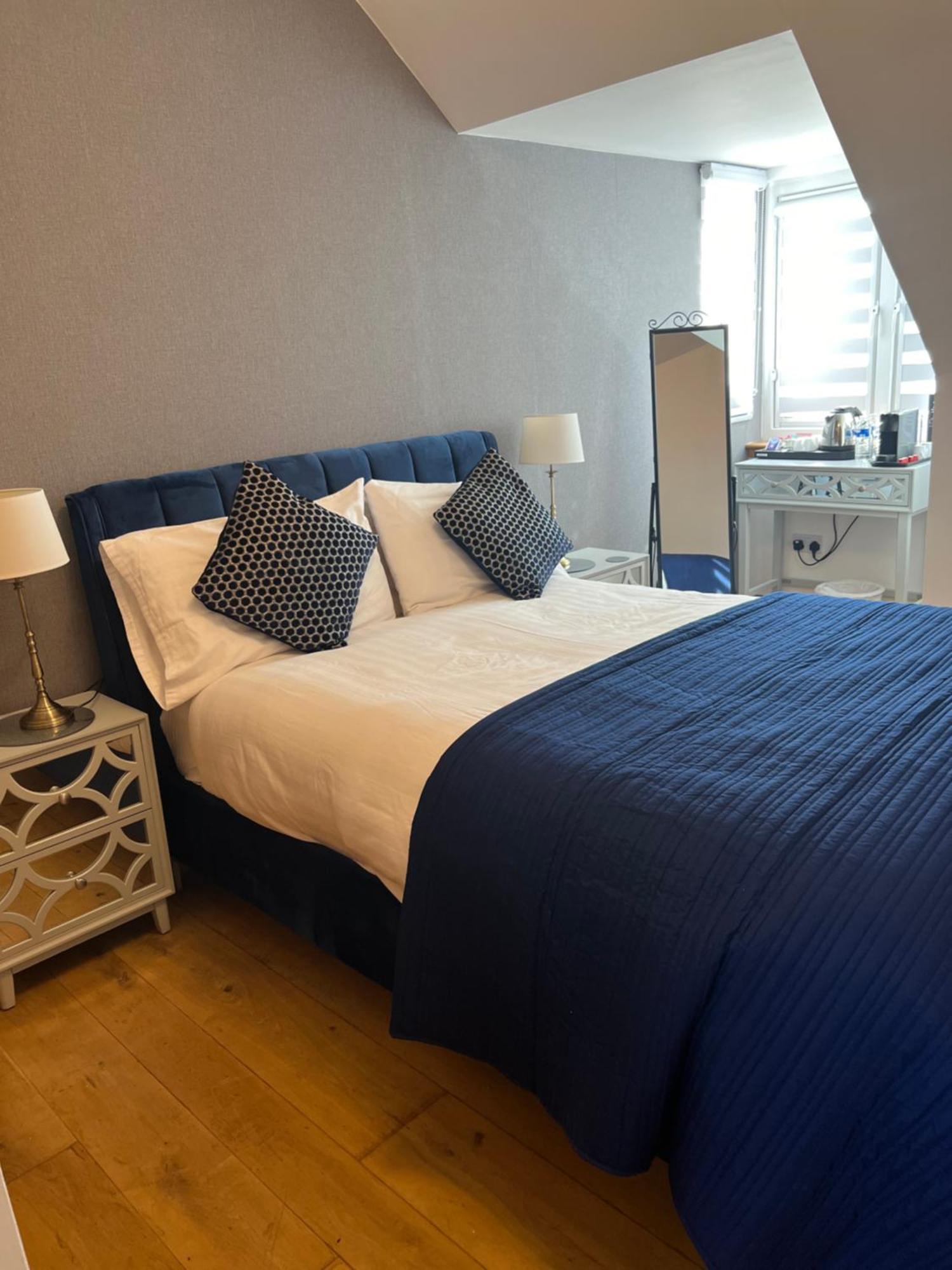 Standard Double Room,1499100580:JPEG