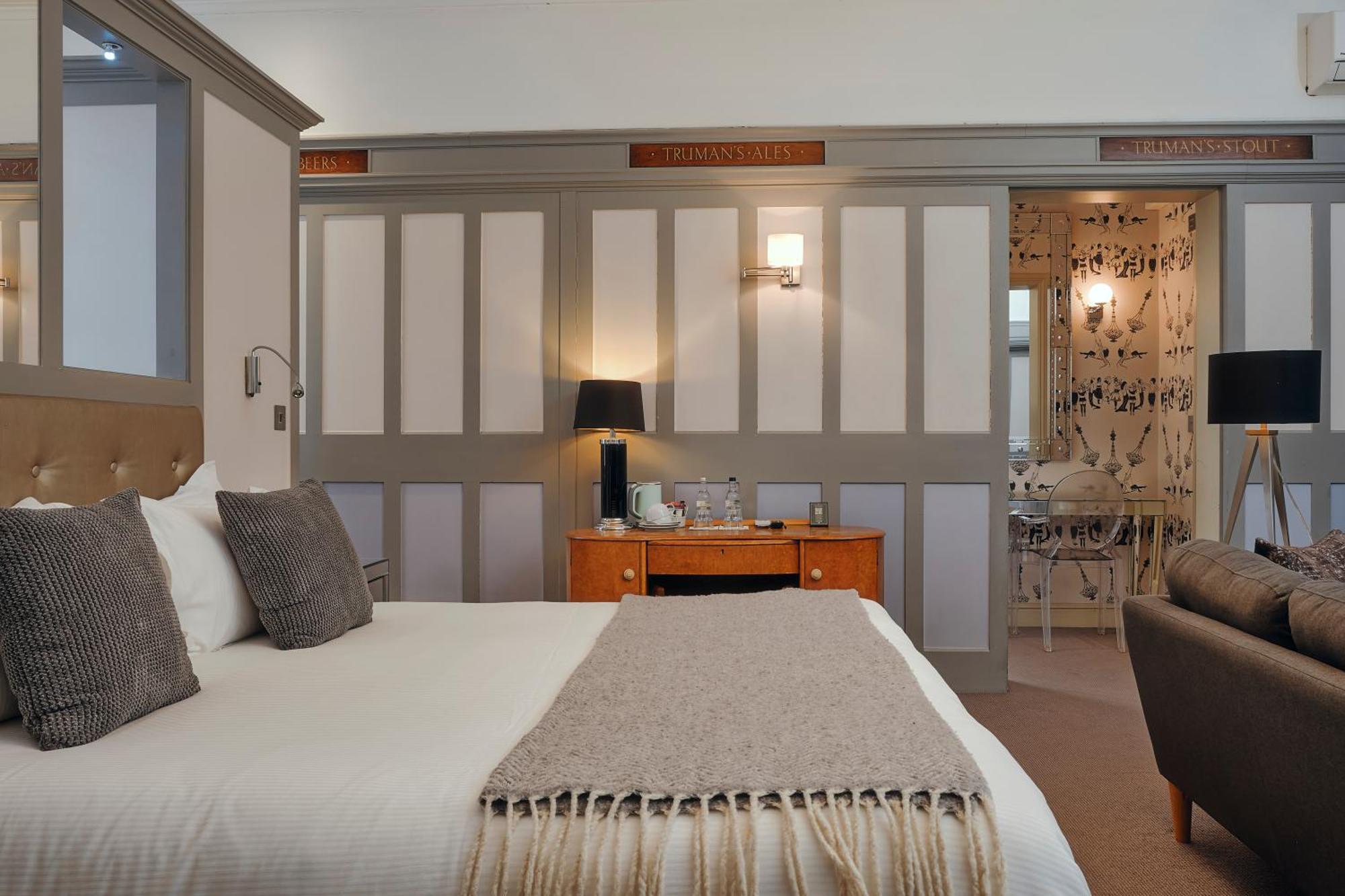 One-Bedroom Suite