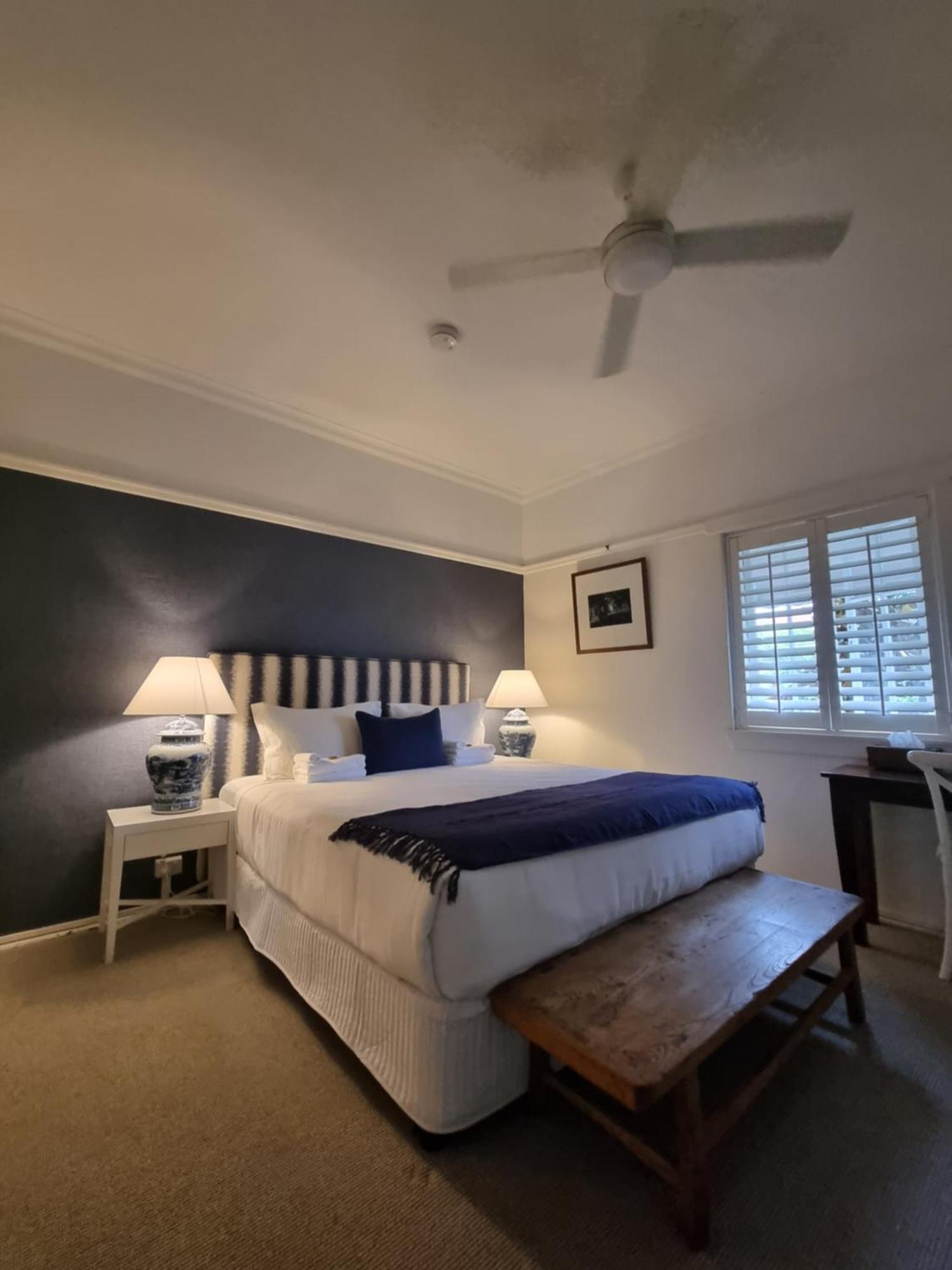 Premum King Room