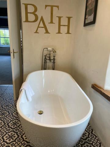 Family Room Private Bathroom