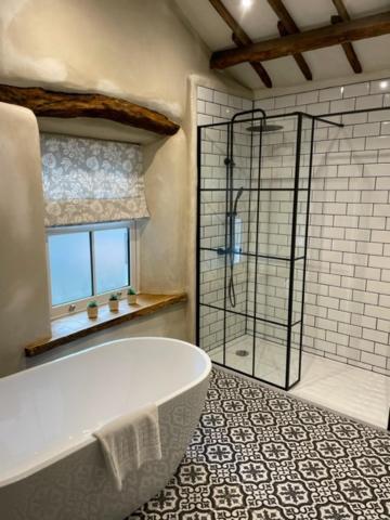 Family Room Private Bathroom