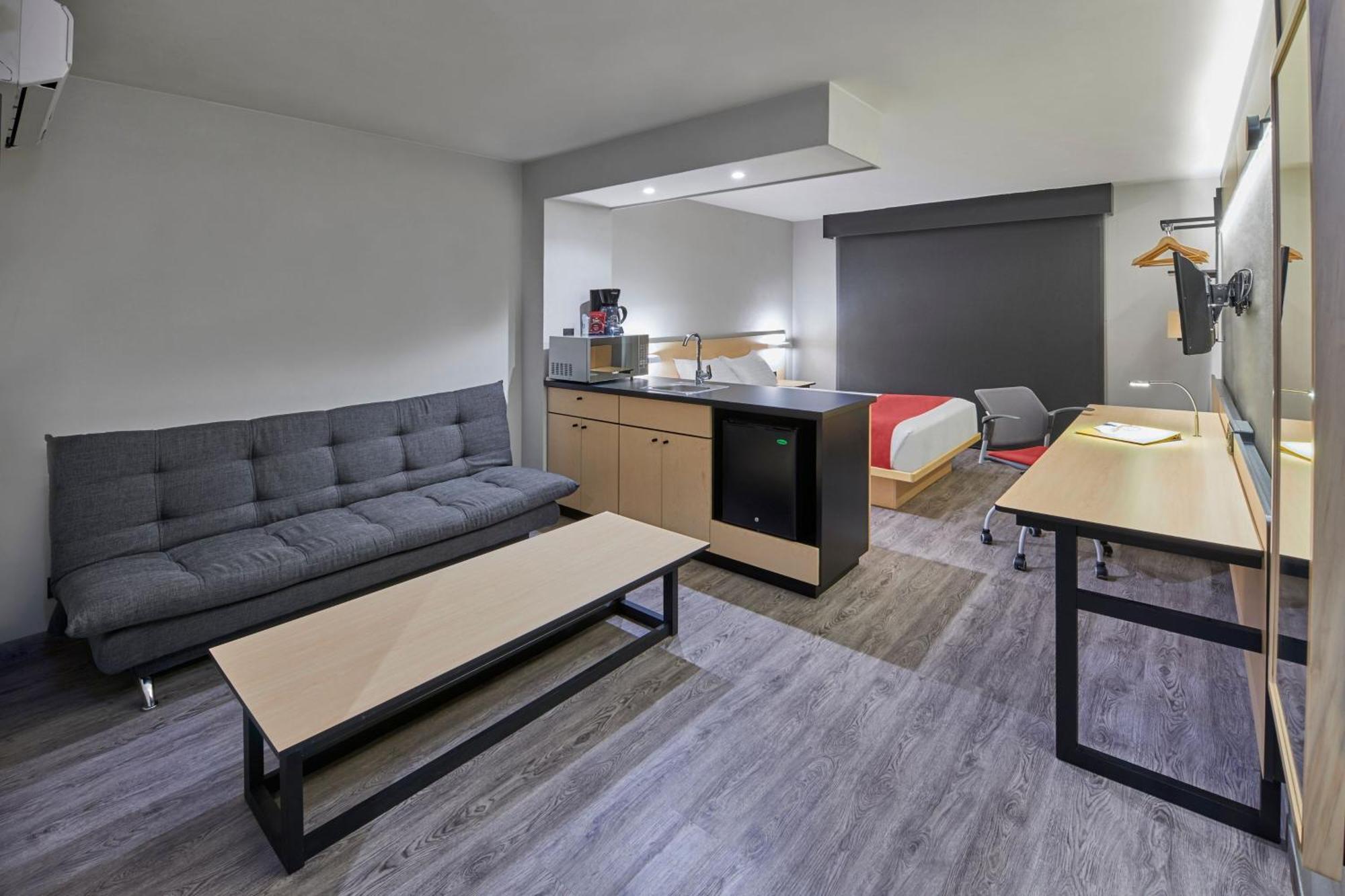 Superior Zimmer mit Queensize-Bett, Schlafsofa und Meerblick