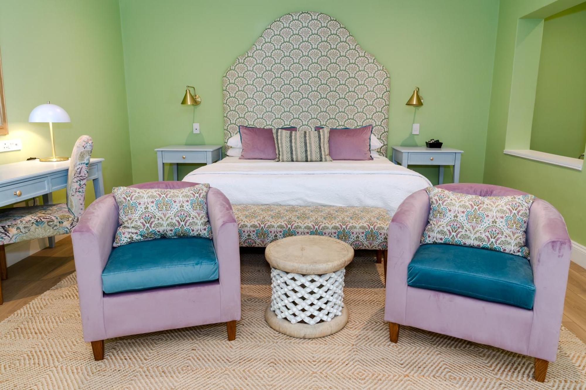 Superior King Room