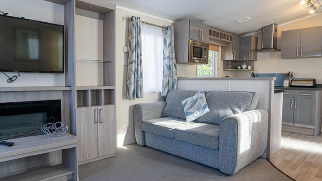 3 Bedroom Dog Friendly Premium Caravan