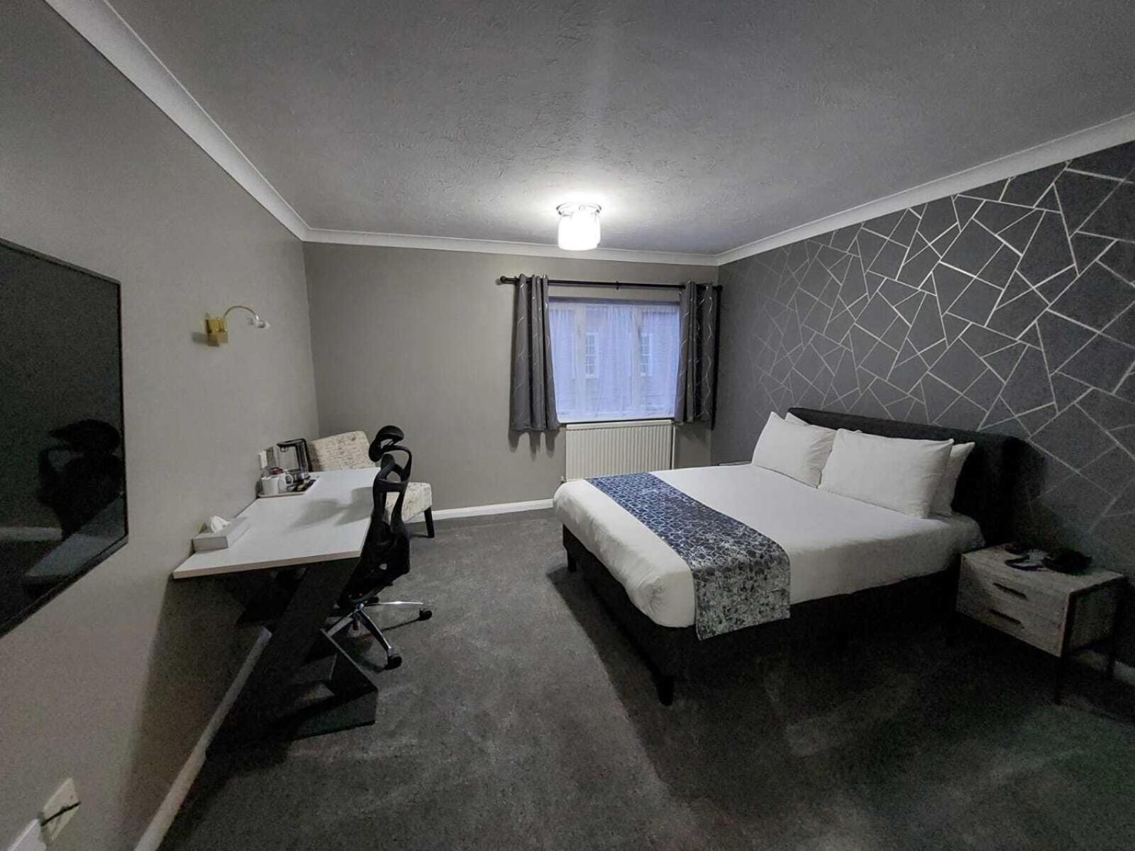 Standard King Room,1515664252:JPEG