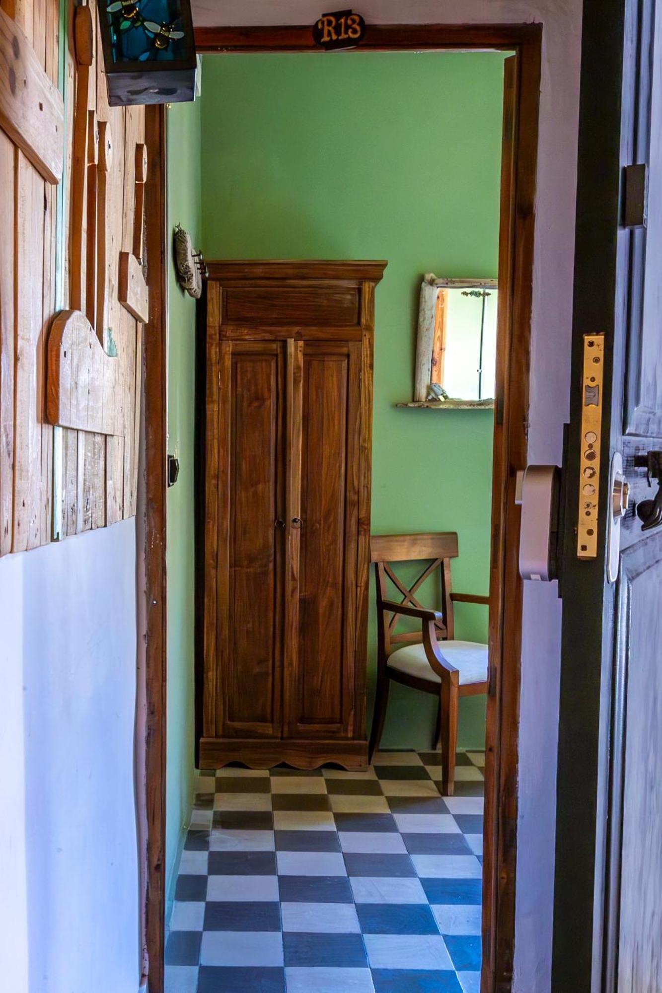 Single Room