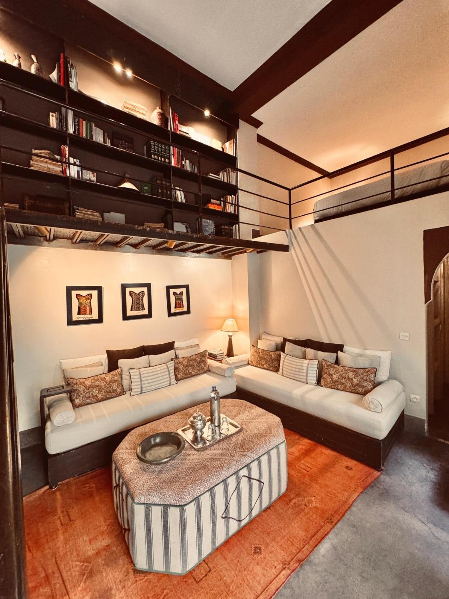 Merlin Deluxe Suite