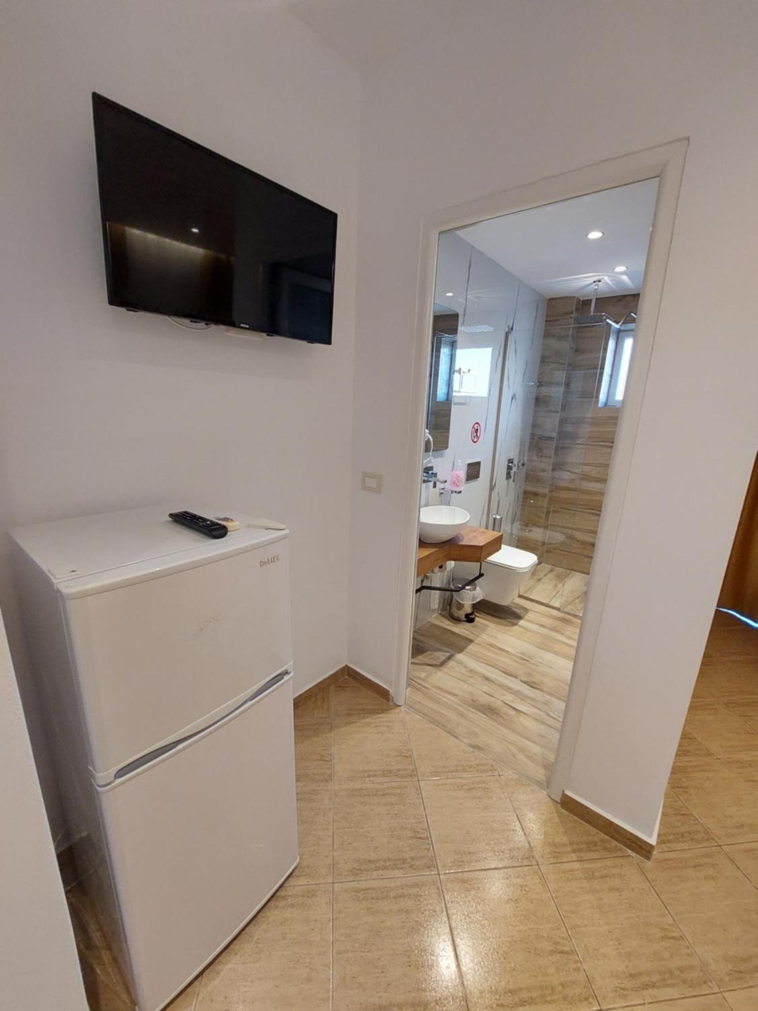 Habitación Triple Confort con ducha