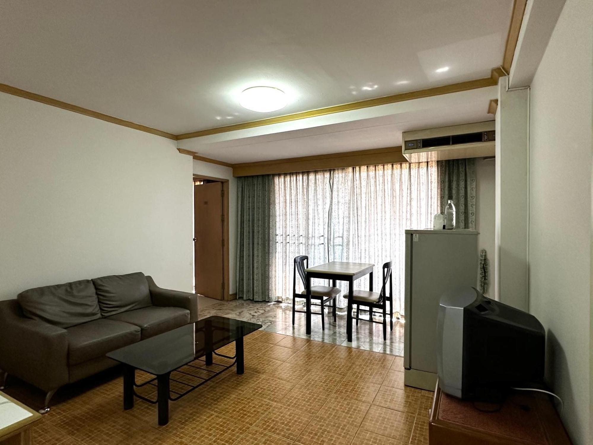One-Bedroom Suite