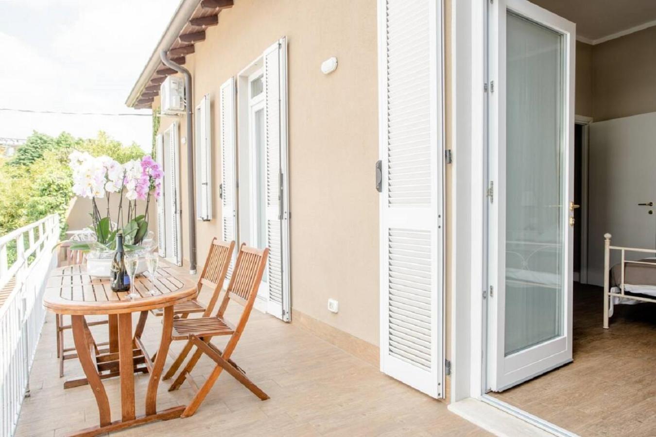 Camera Singola Standard con Bagno in Comune
