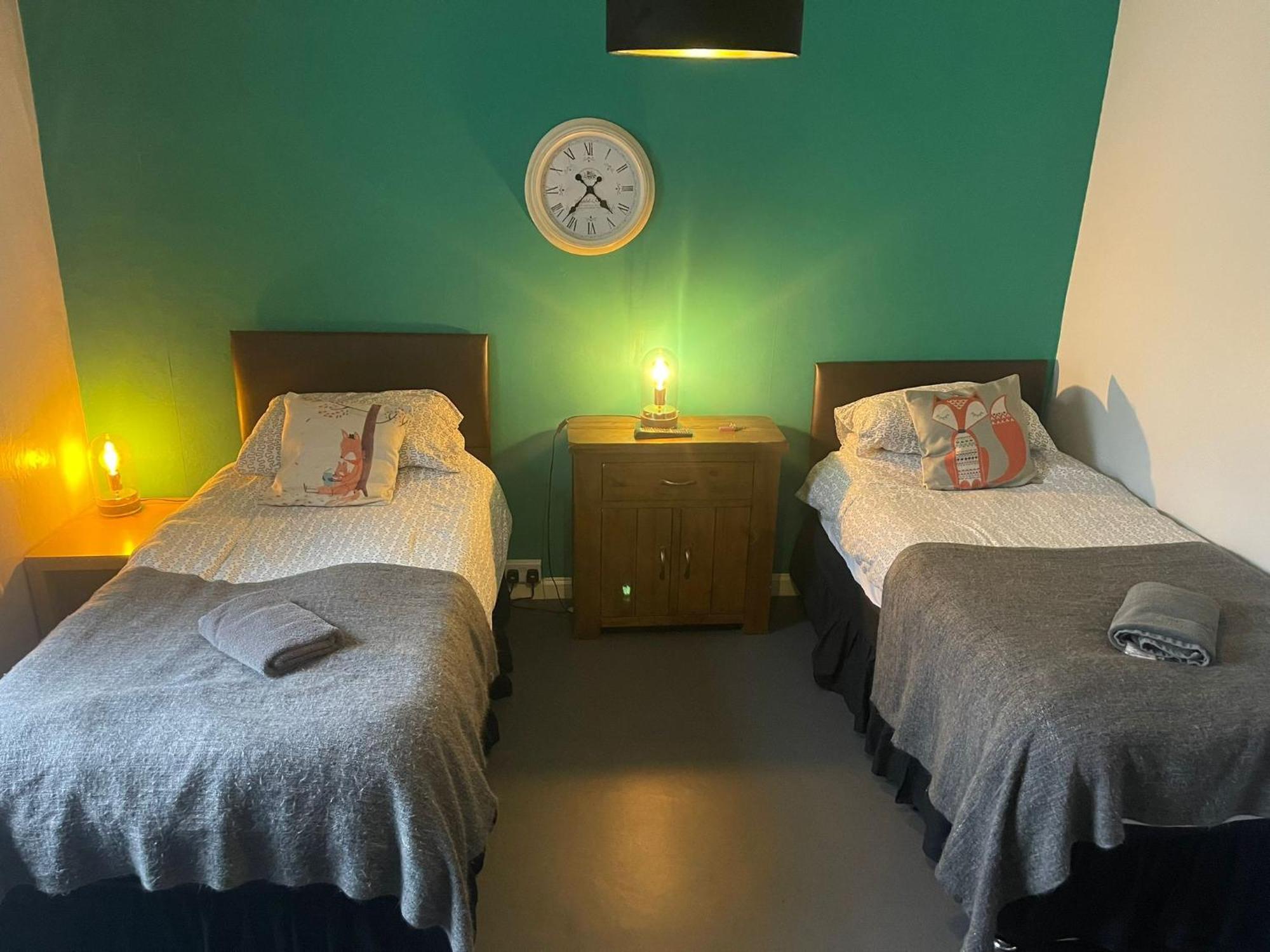 Standard Twin Room