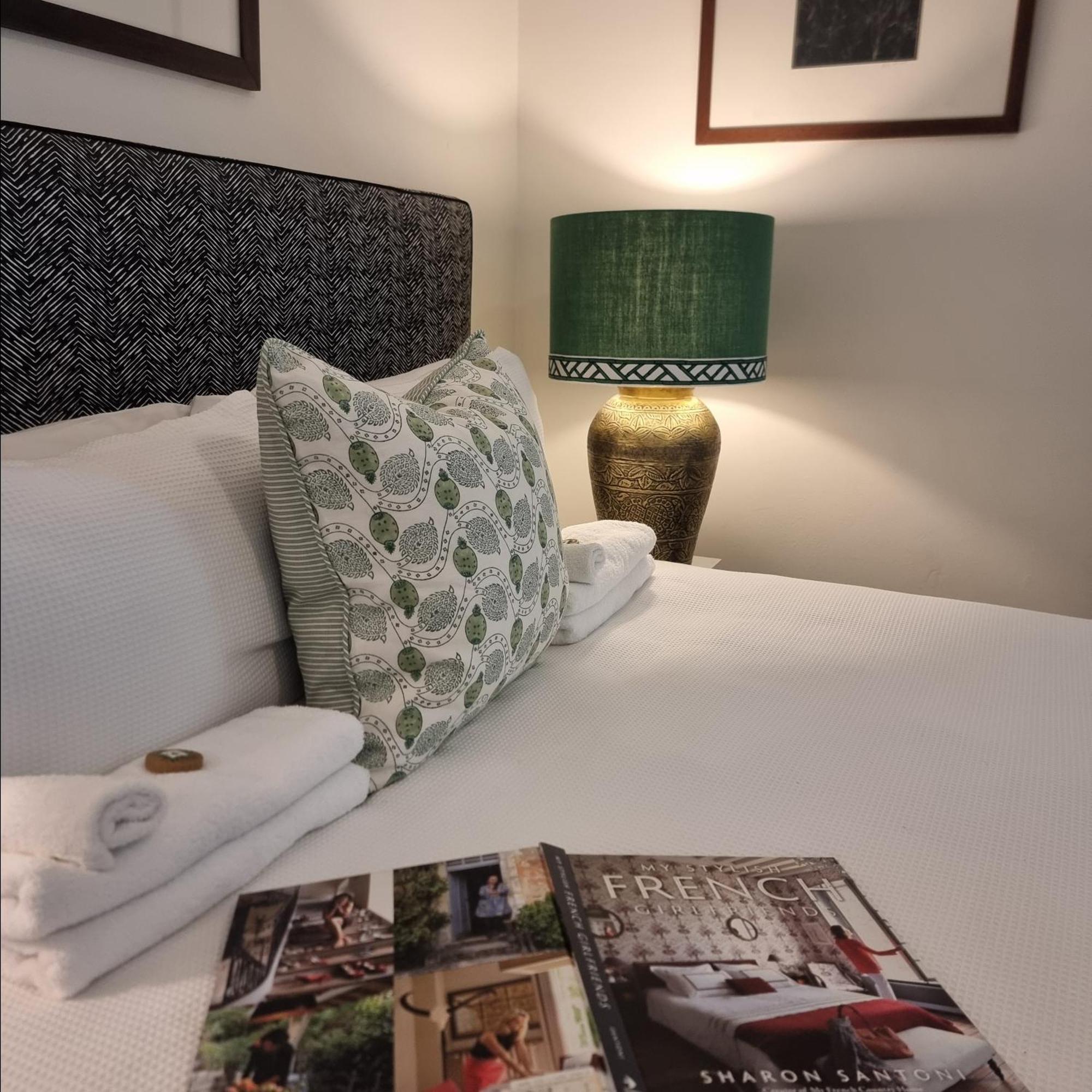 Premium Queen Room