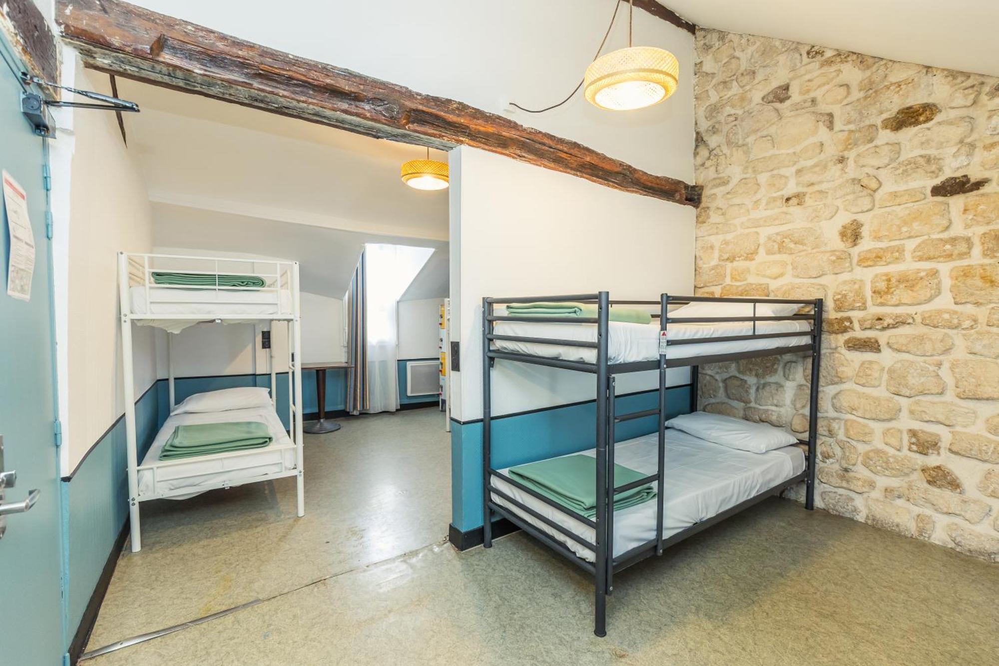 Bed 6-Bed Mixed Dormitory Room