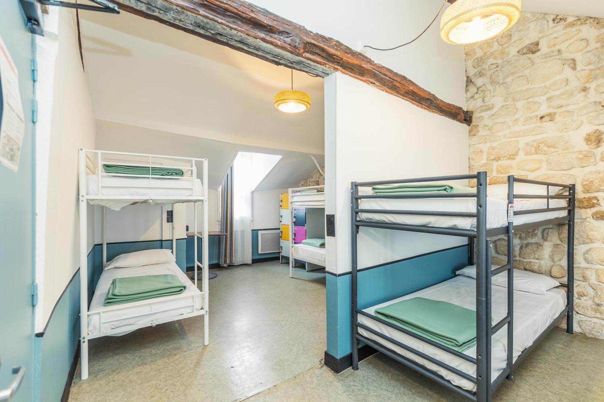 Bed 6-Bed Mixed Dormitory Room