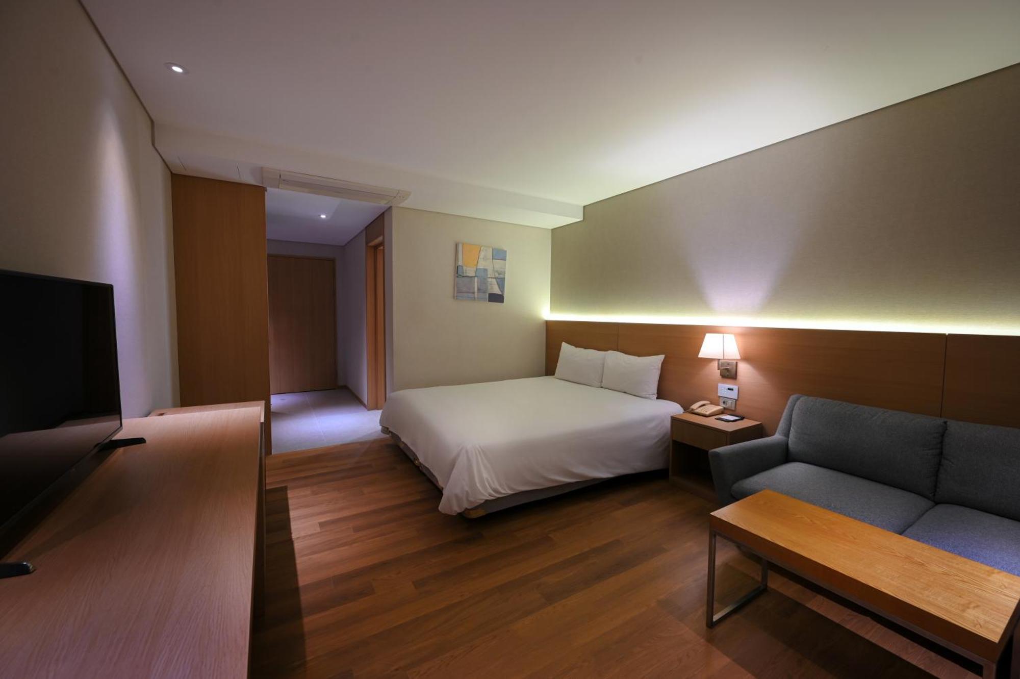 Super Deluxe Double Room