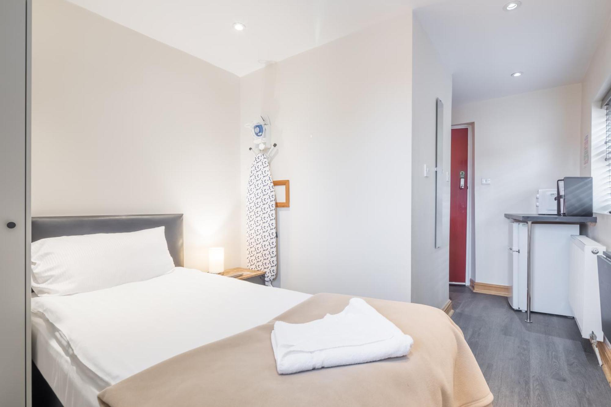 Budget Single Room
