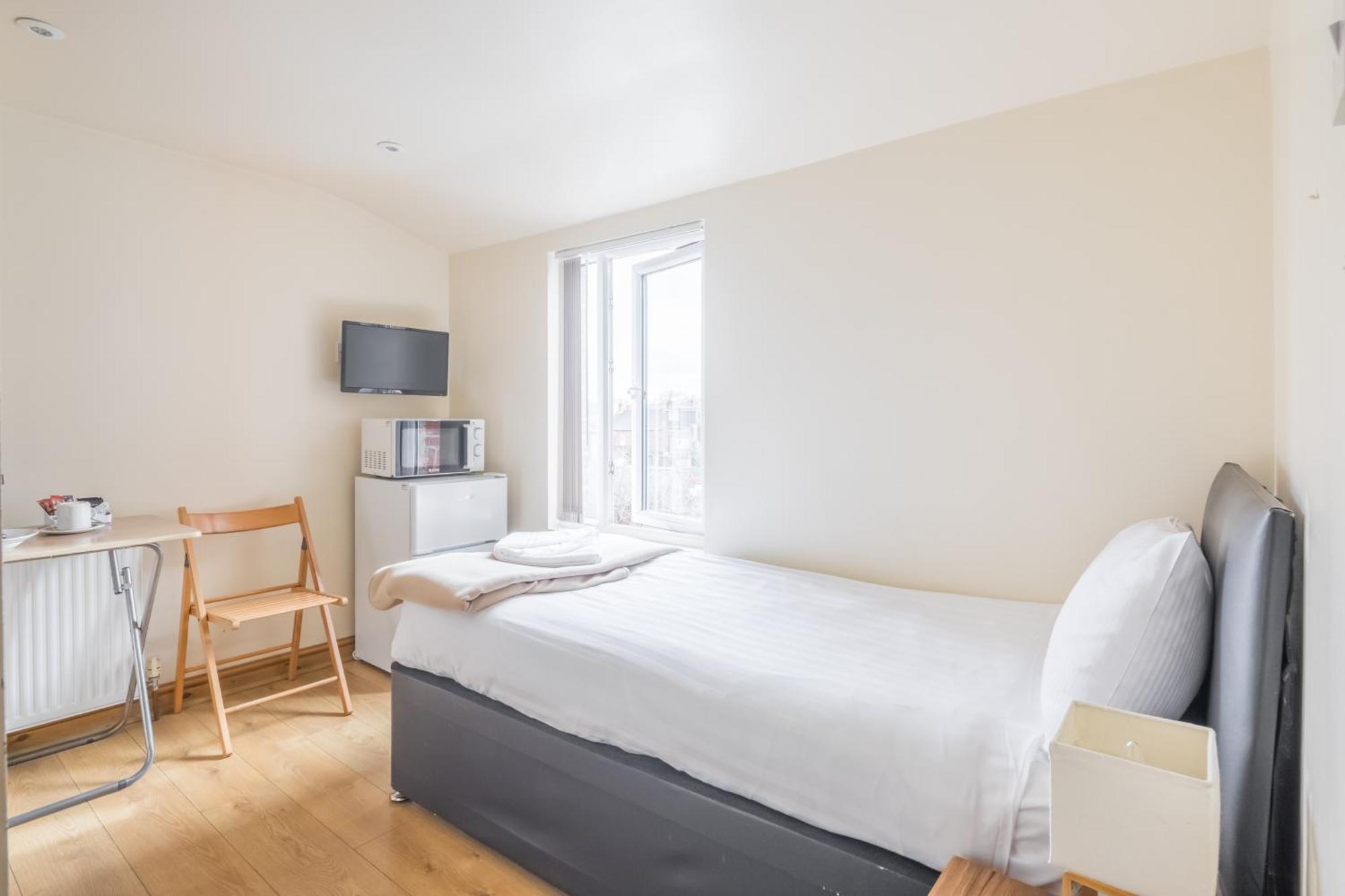 Budget Single Room