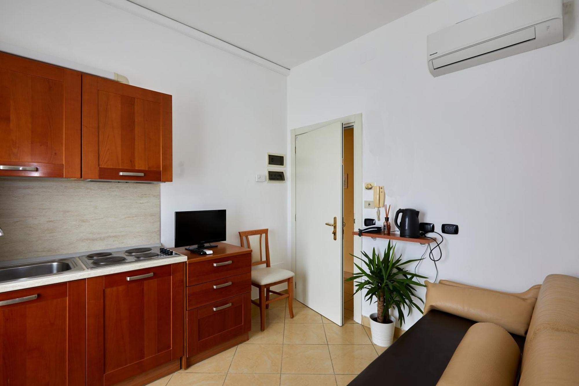 One-Bedroom Apartment