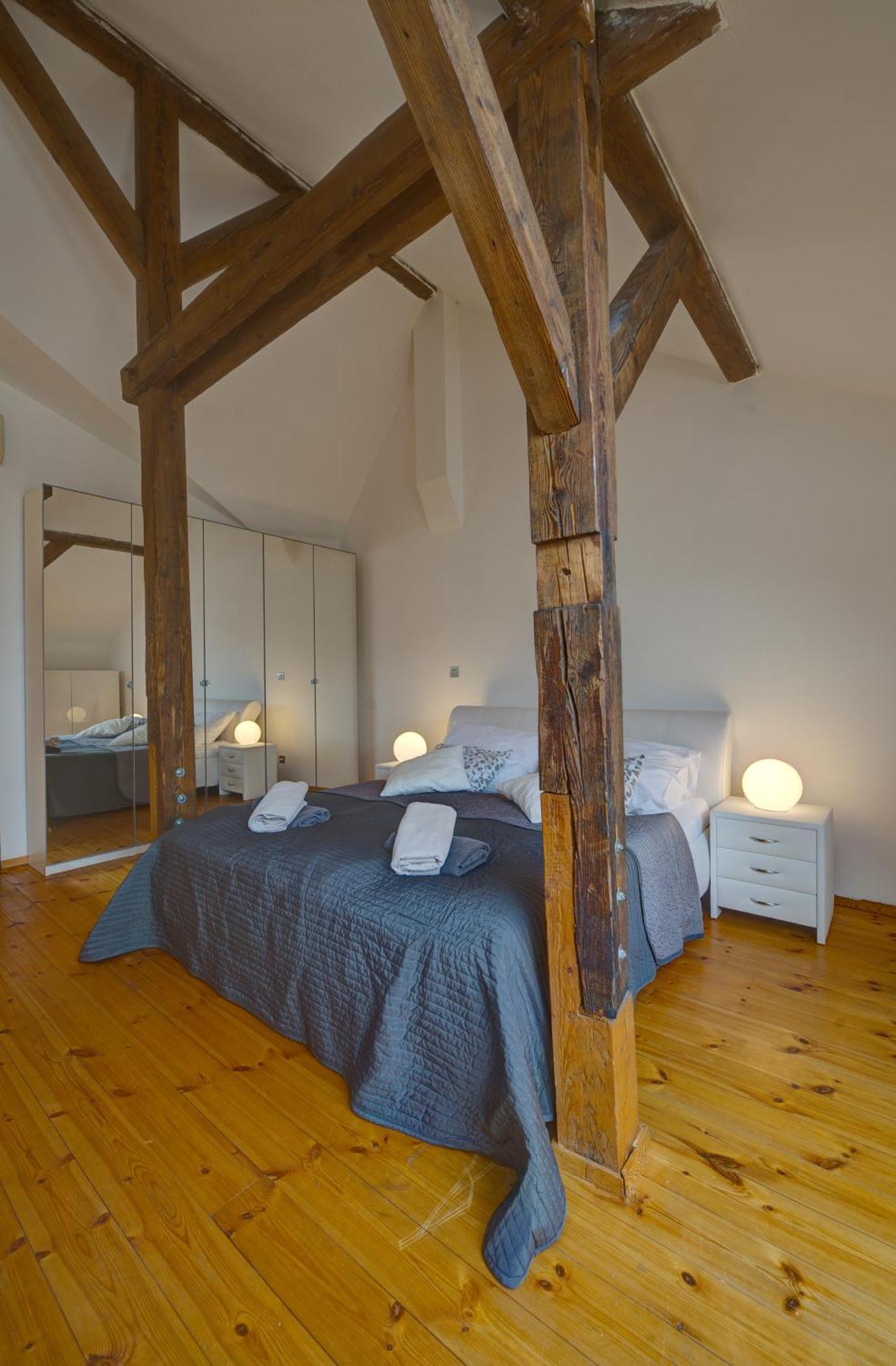 Executive Attic Apartment Terrace