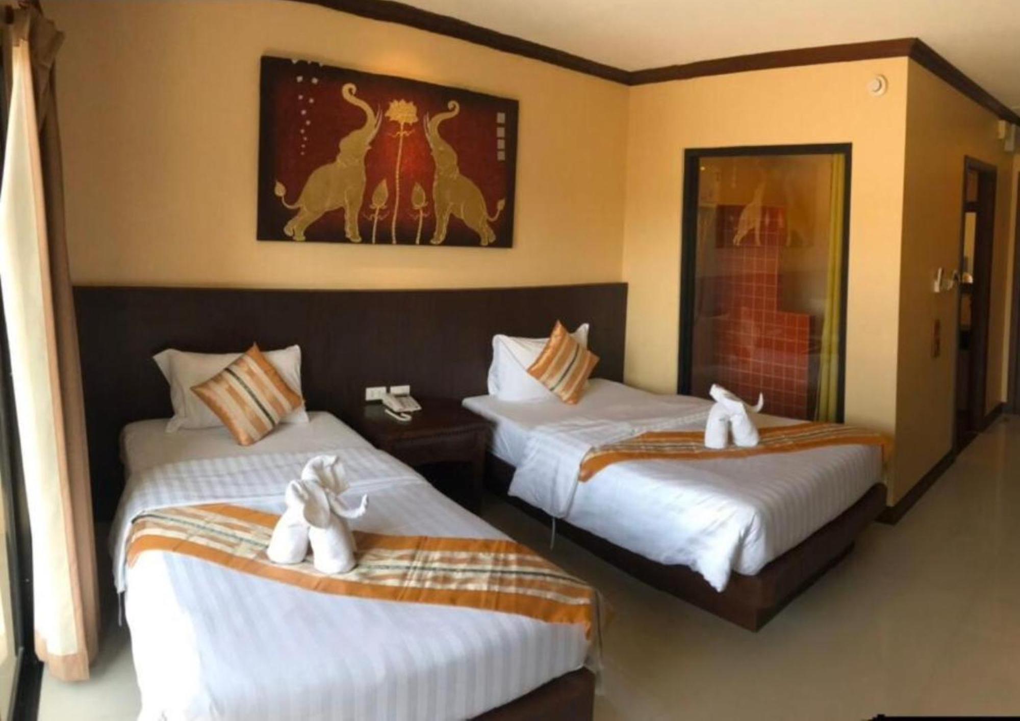 Standard Twin Room