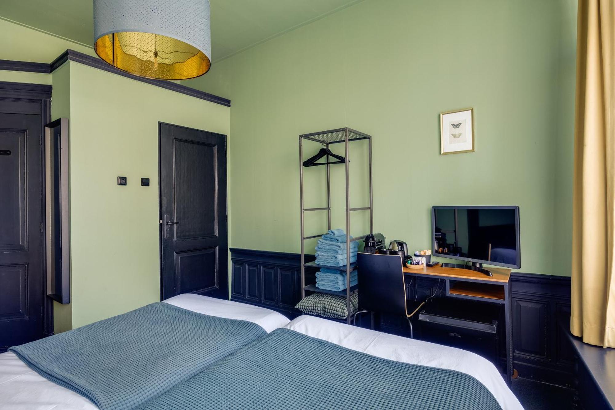 Twin Room Canal View