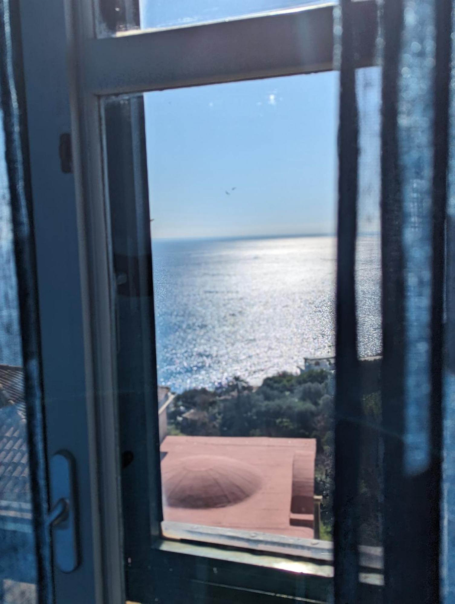 Studio Apartment Sea View