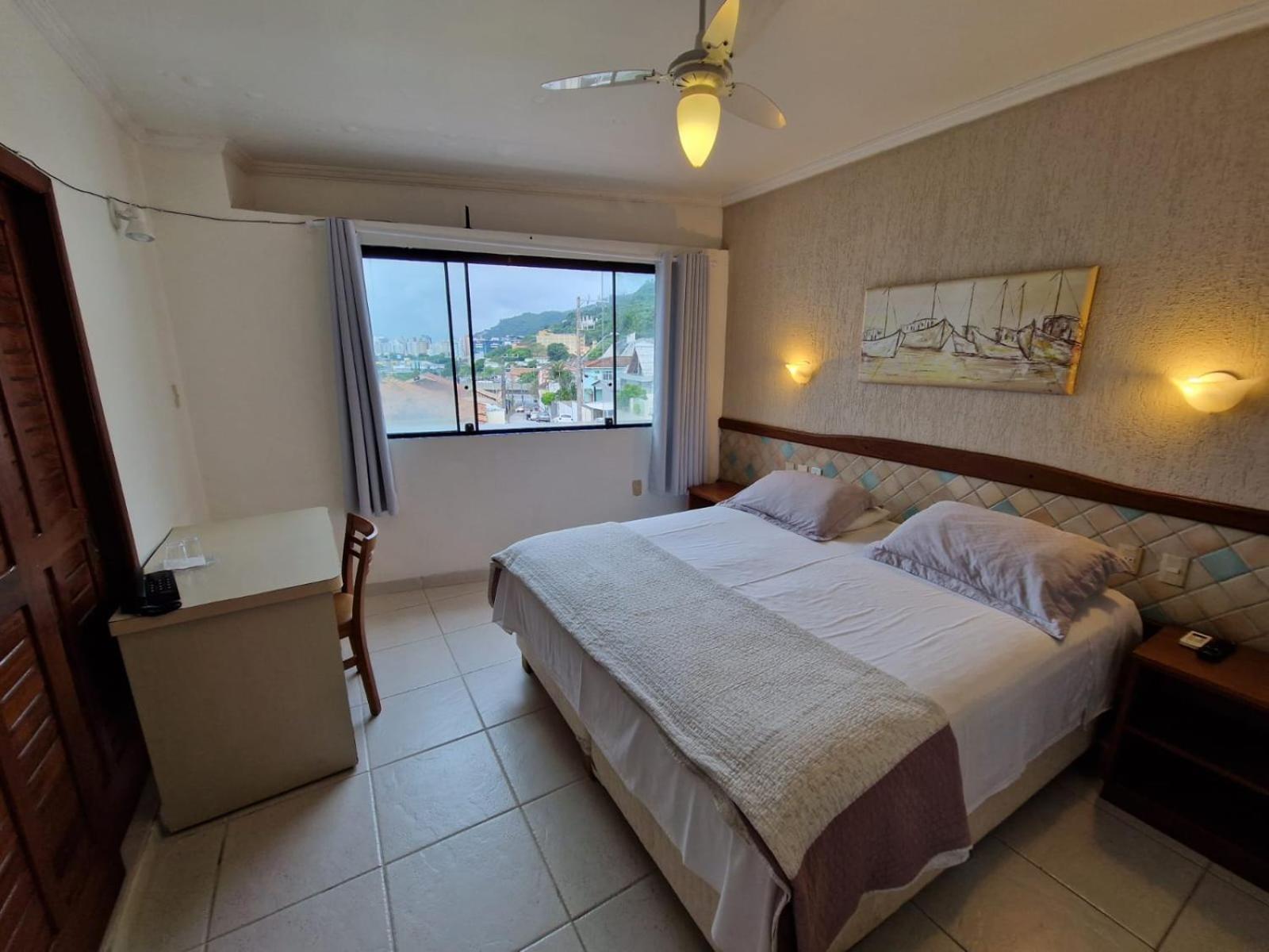 Standard Triple Room Partial Sea View