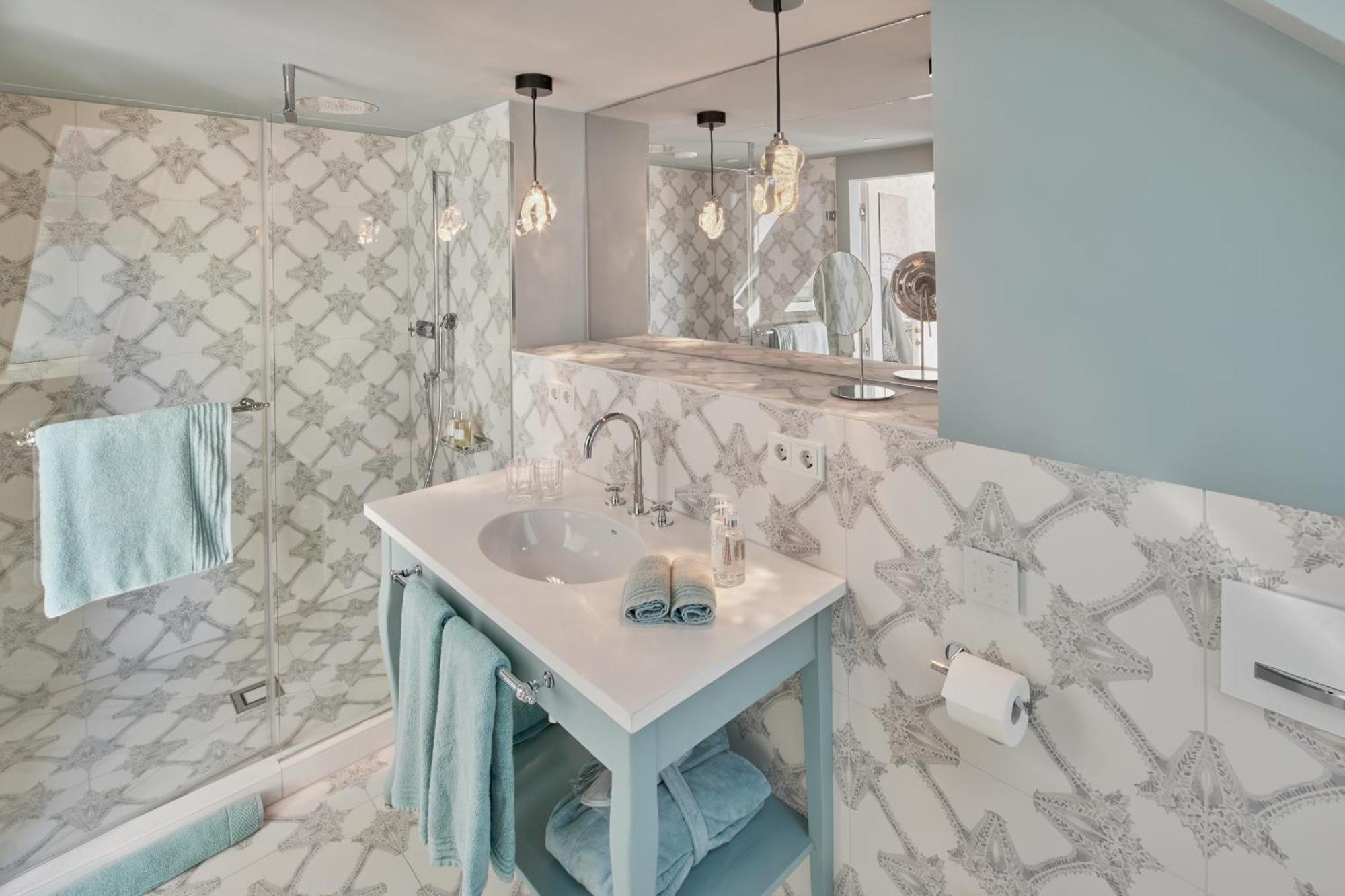 Sky Royal