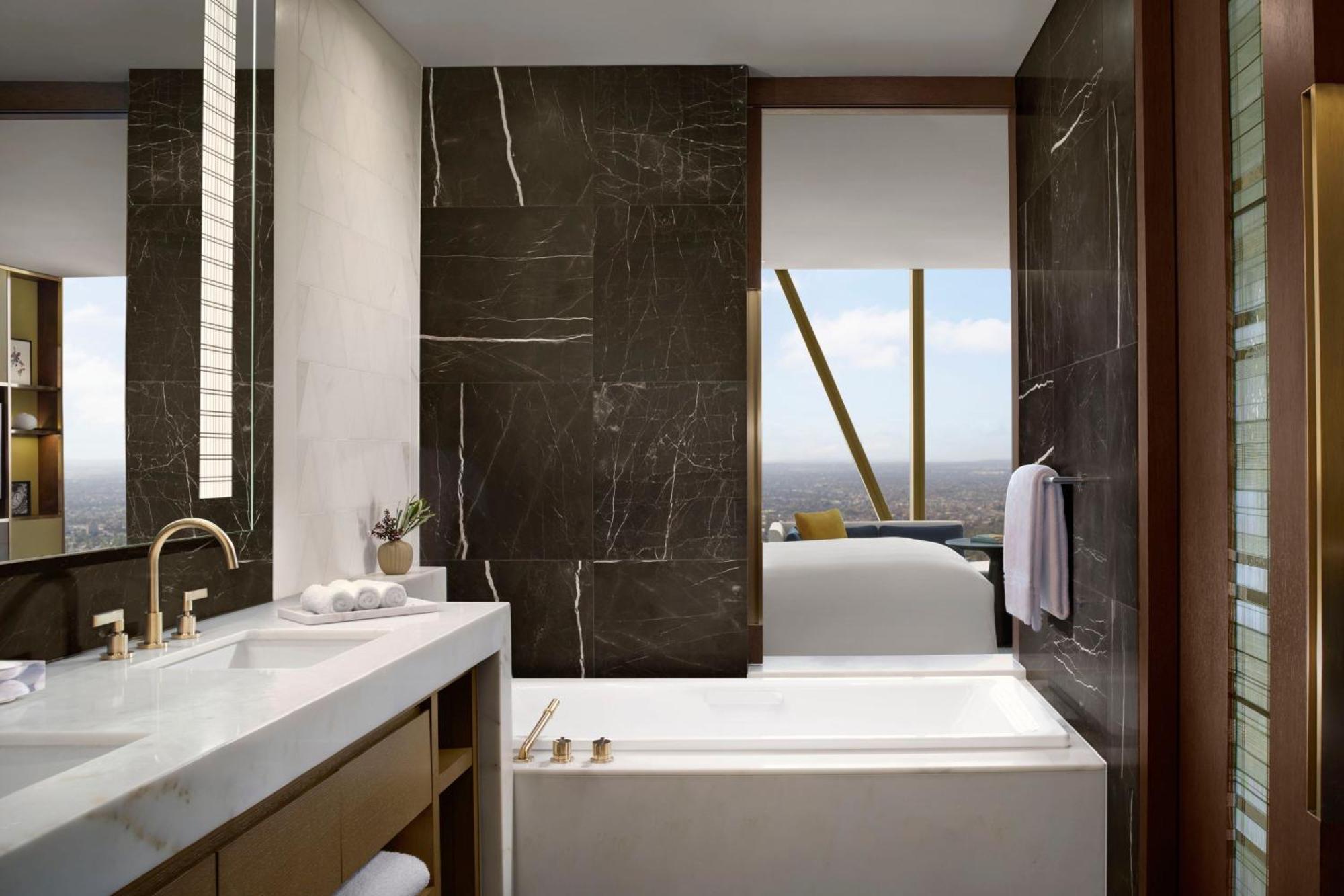 Premier, City View, 1 King Bed