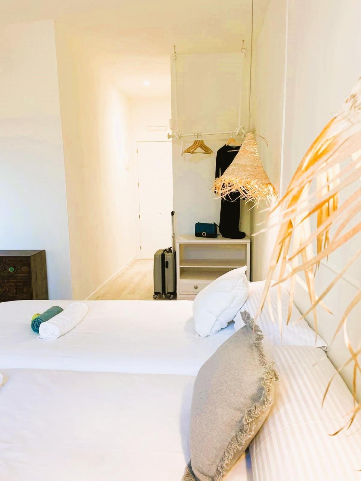Twin Room Bathroom