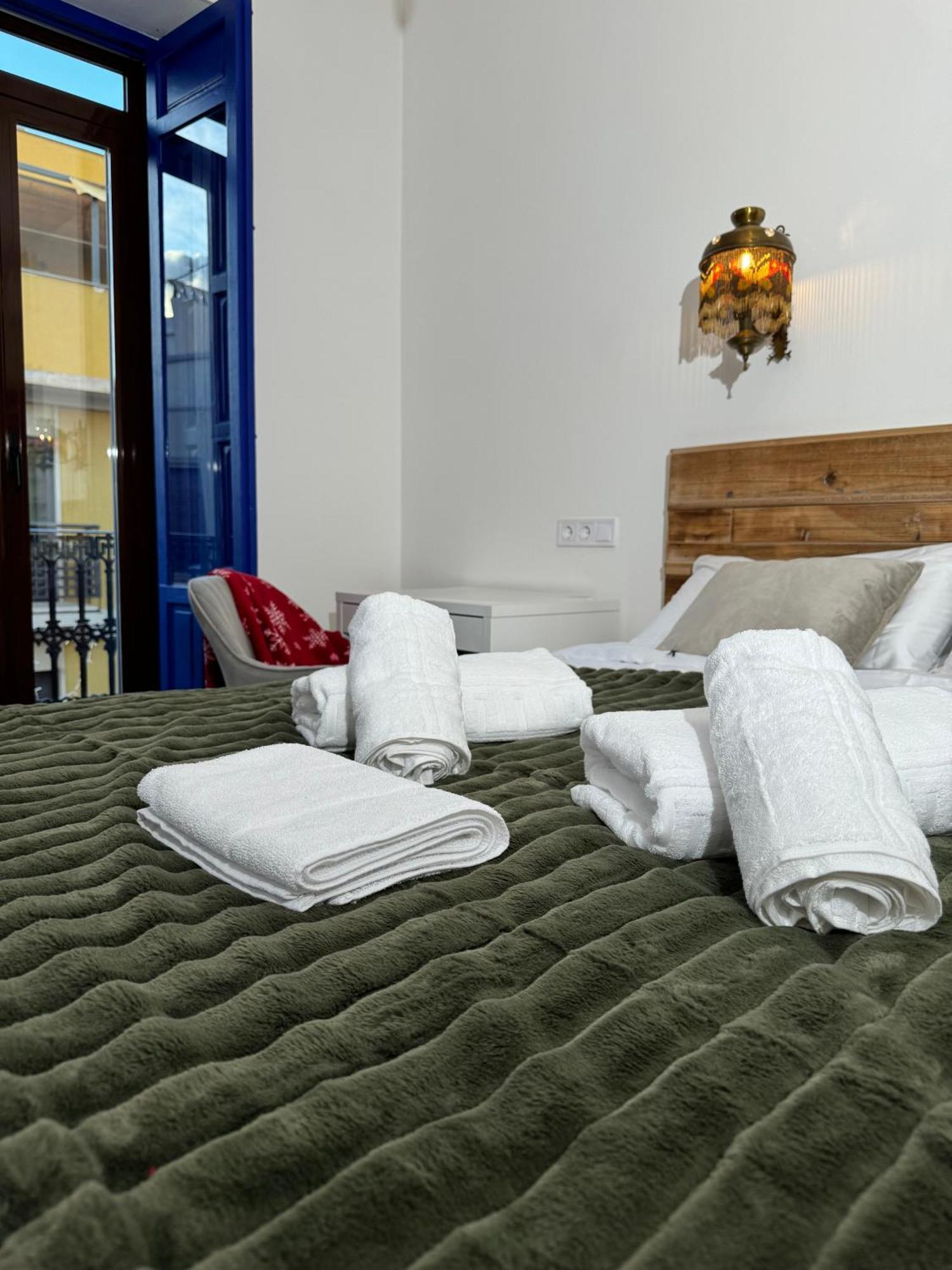 Double Room Shared Toilet