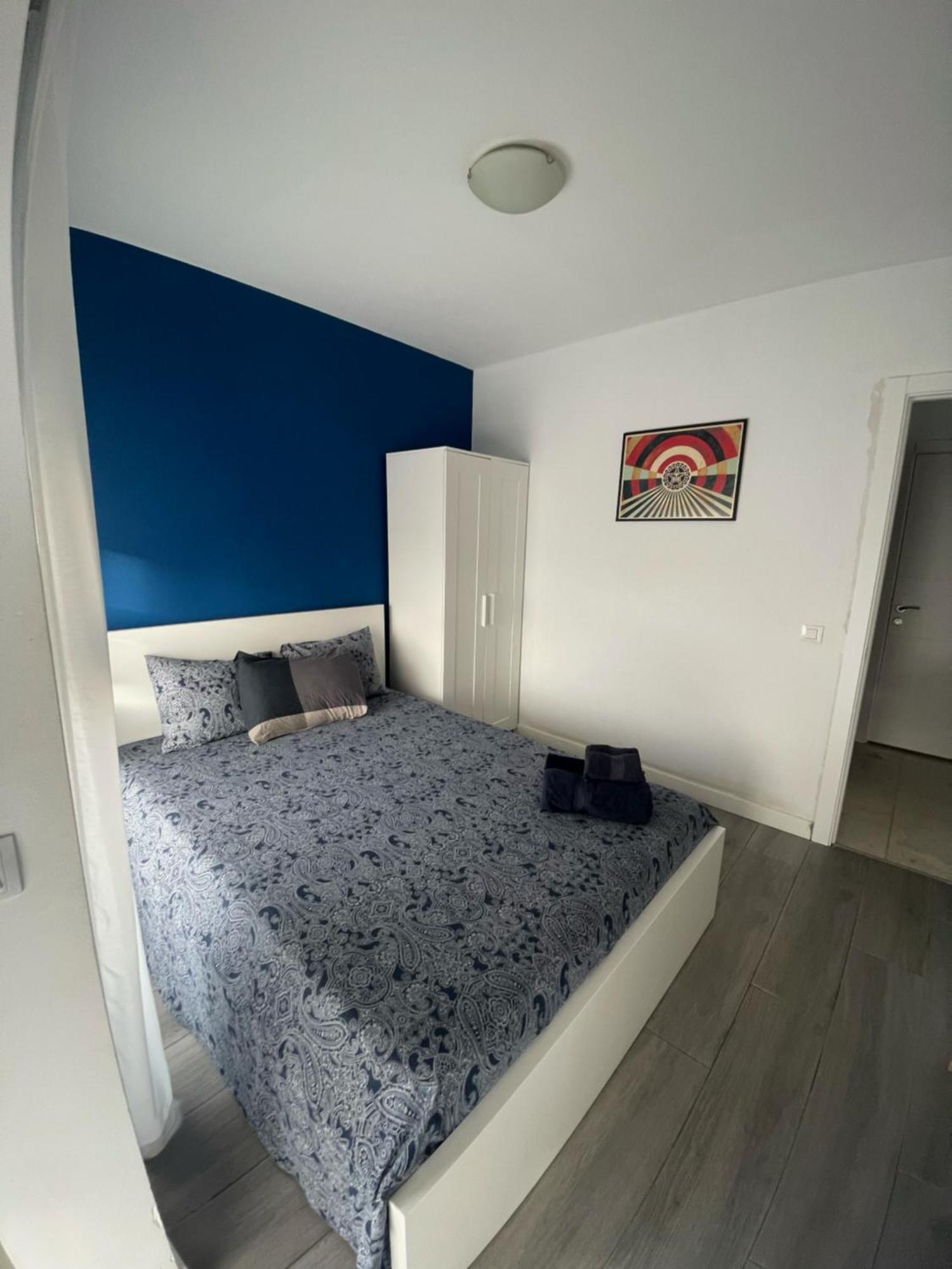 Double Room Private Bathroom