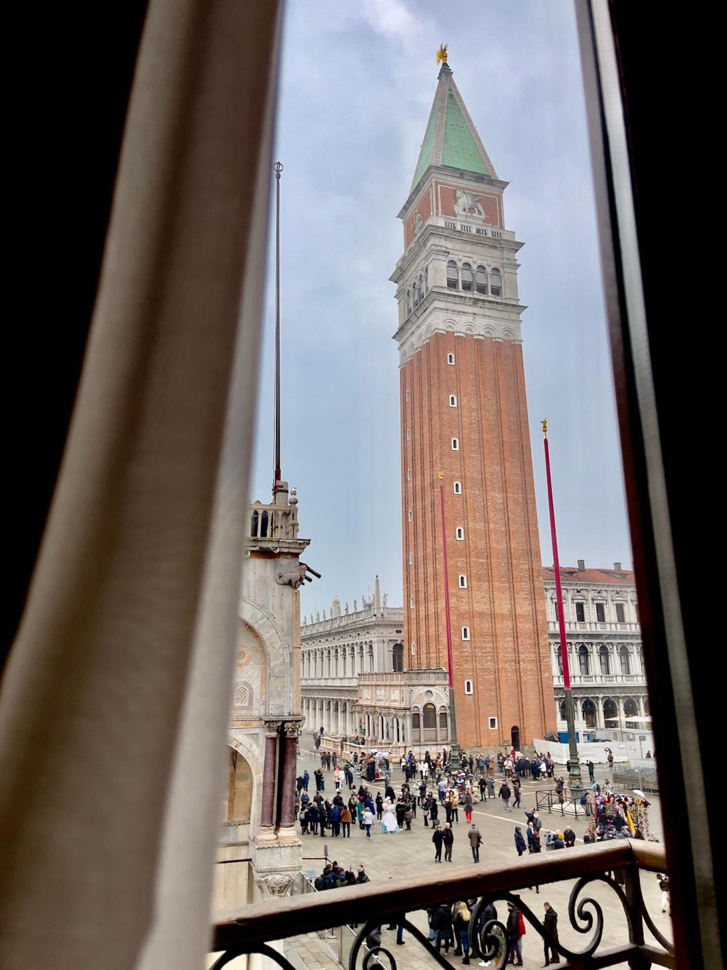 Deluxe King Room San Marco Square View