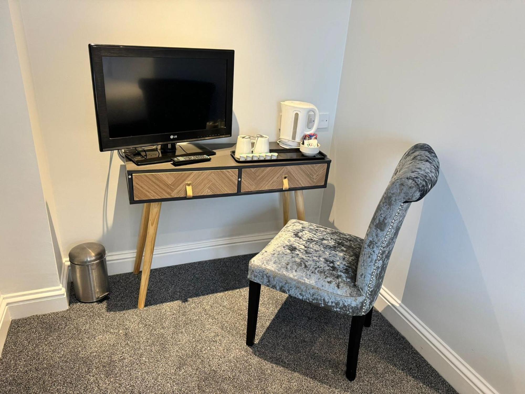 Superior King Room