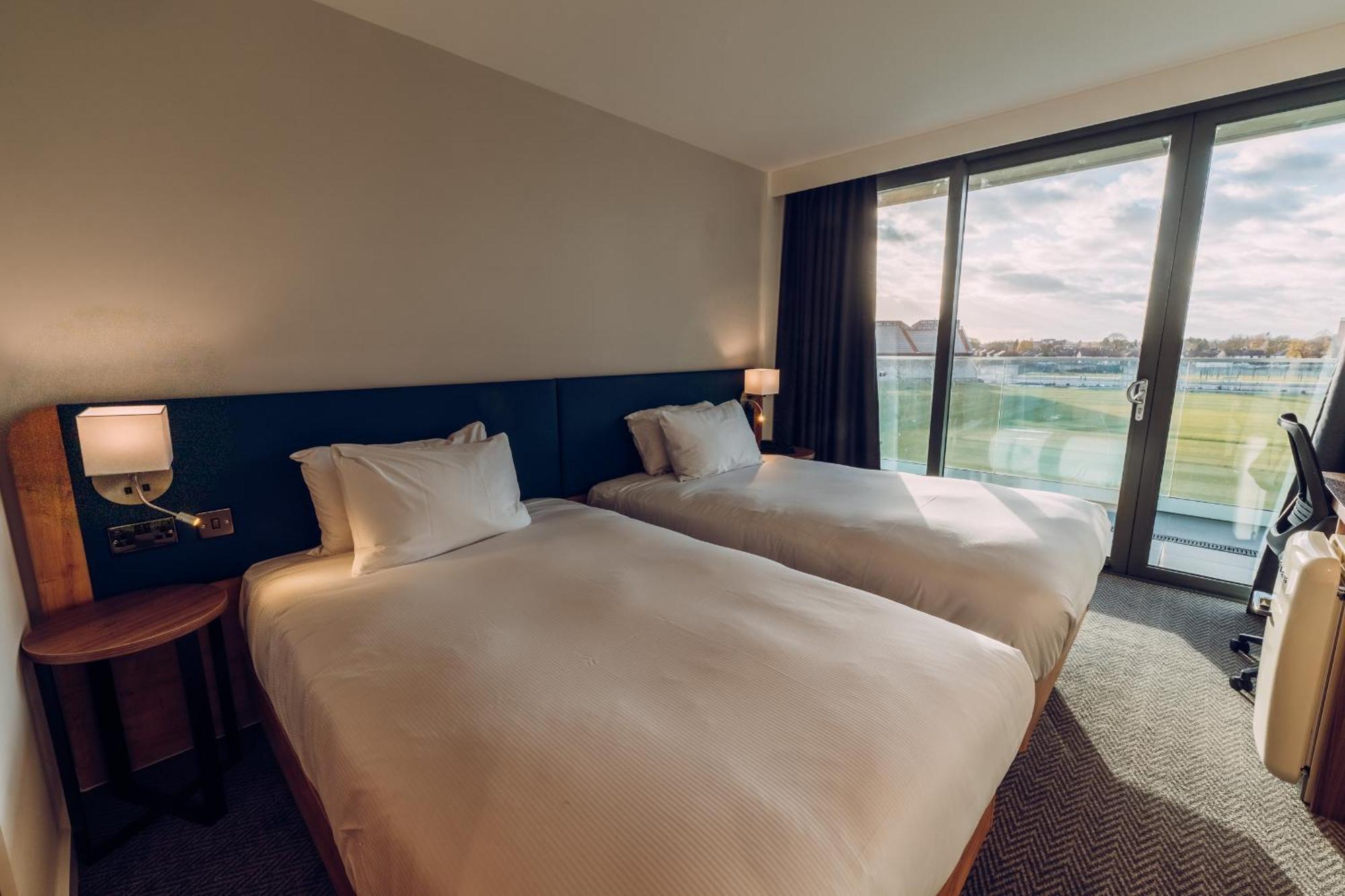 Twin Room Stadium View