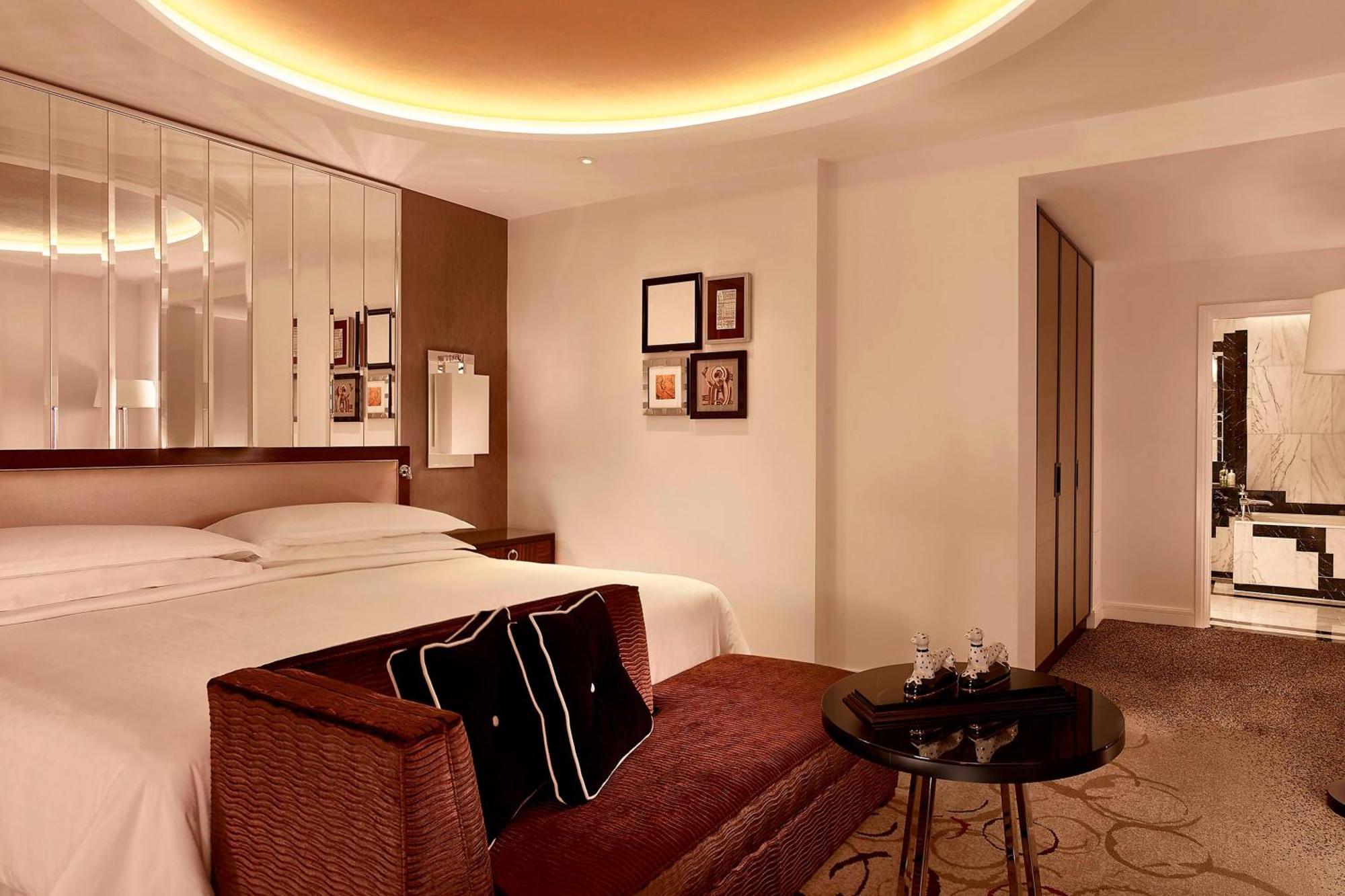 Club King Room Club Lounge Access