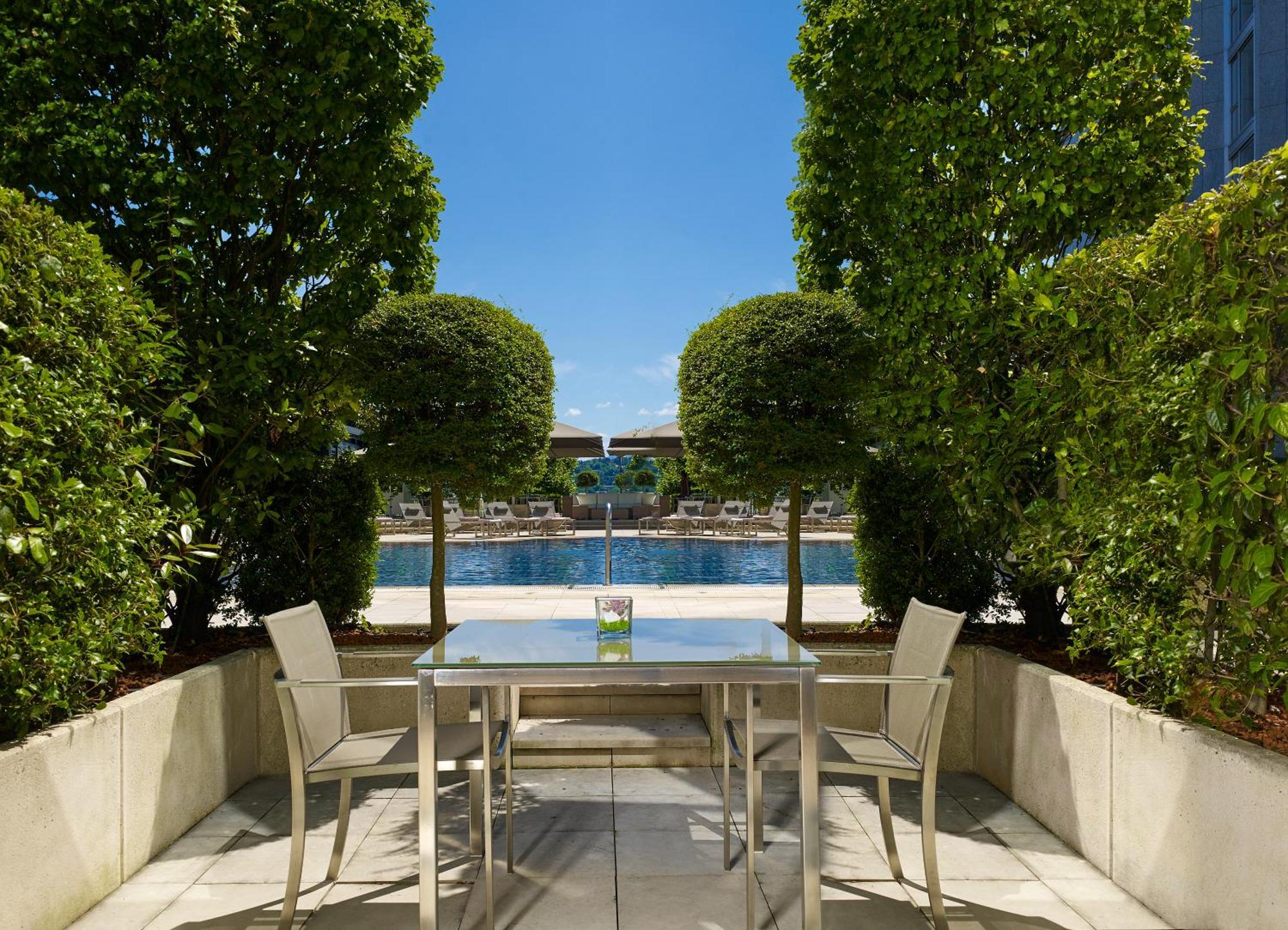 Deluxe King or Twin Room Pool View