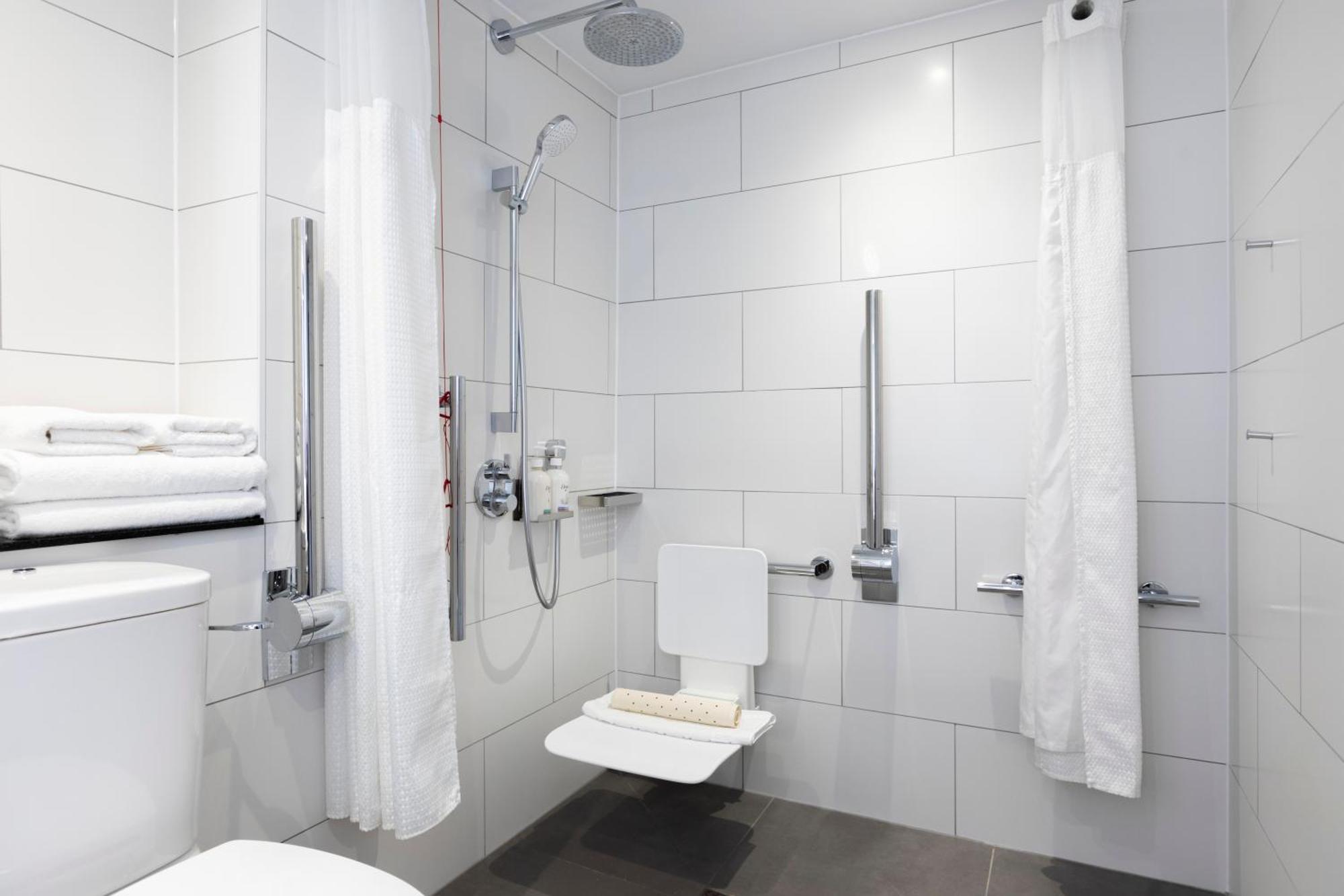 Premium King Room Accessible