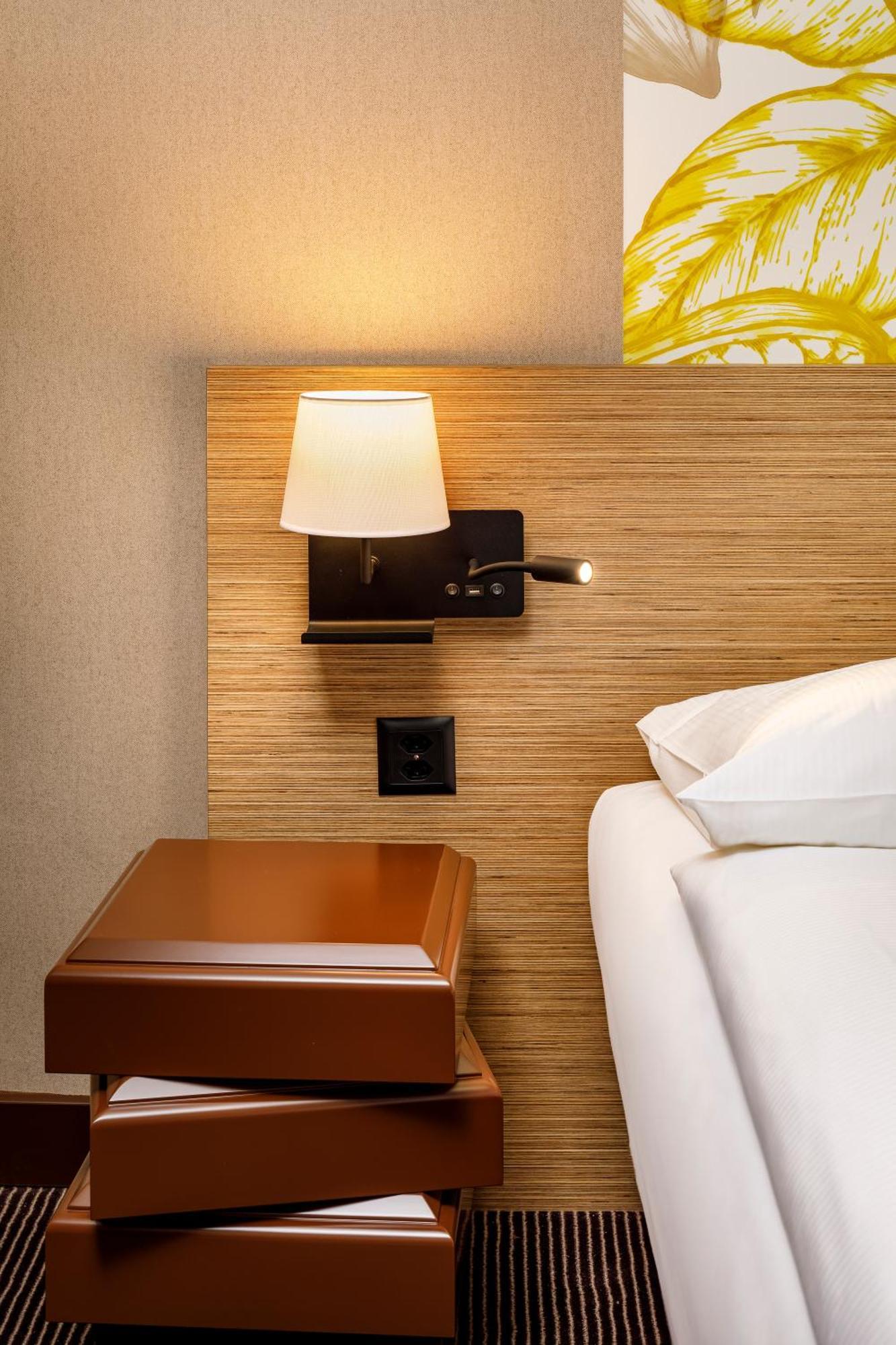 Standard Single Room small