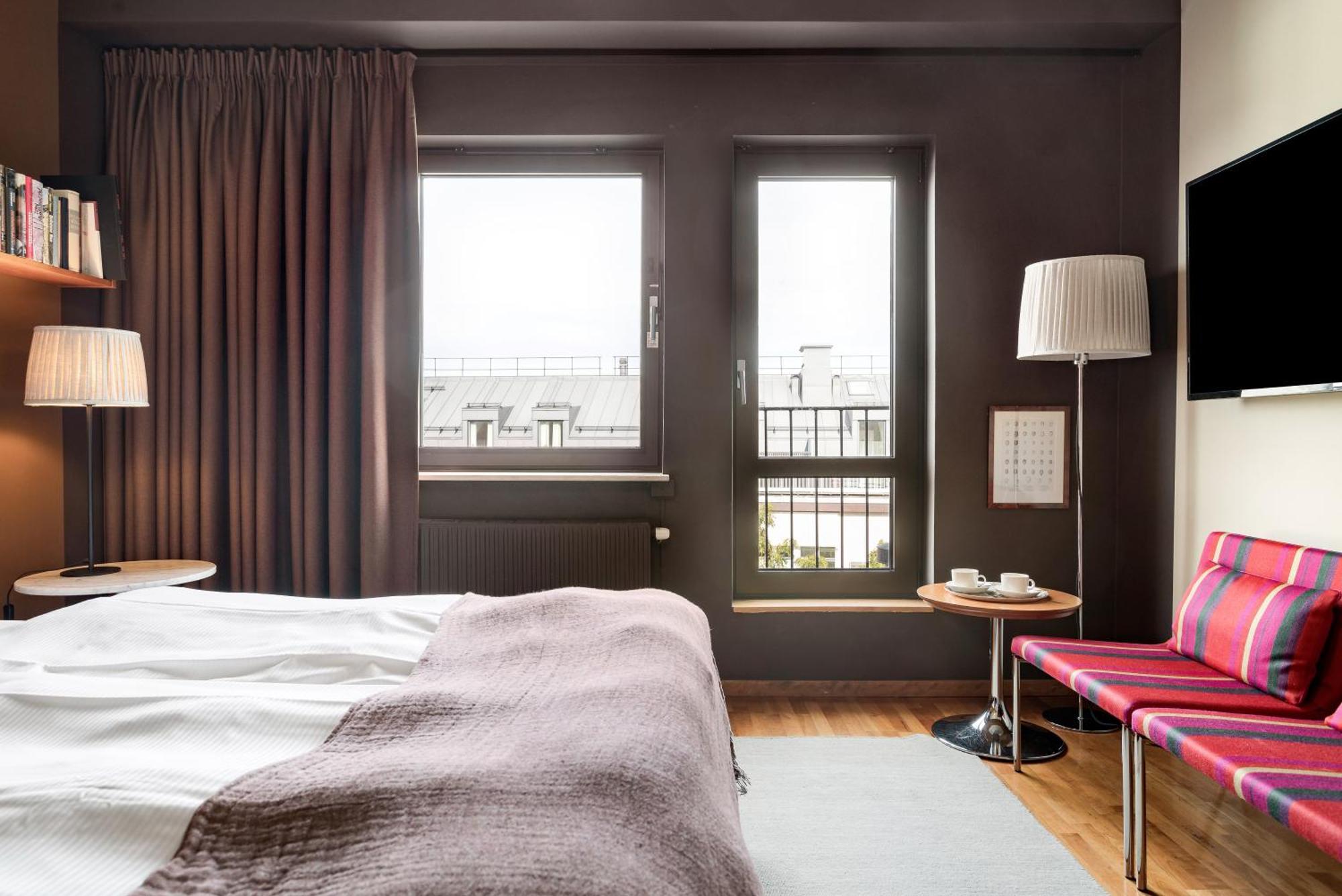 Queen Penthouse
