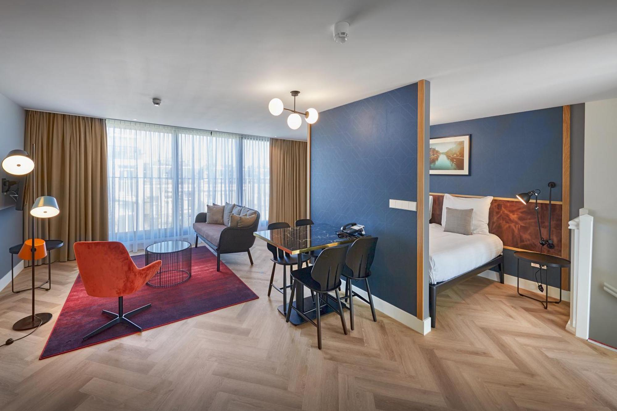 Suite City View
