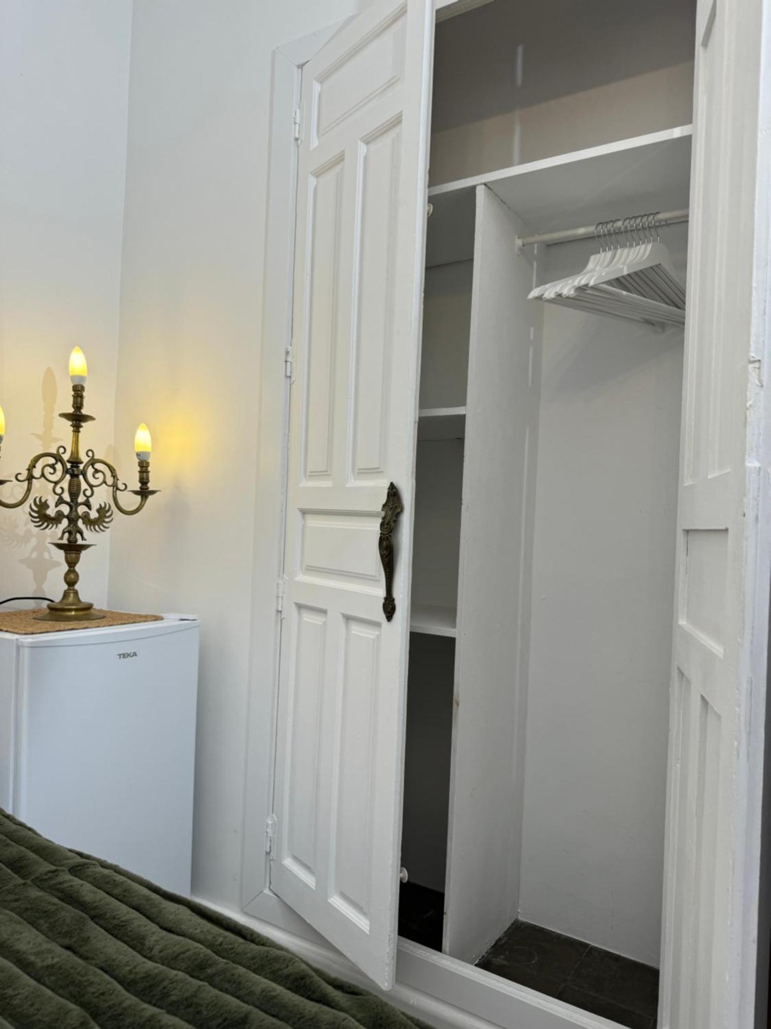 Double Room Shared Toilet